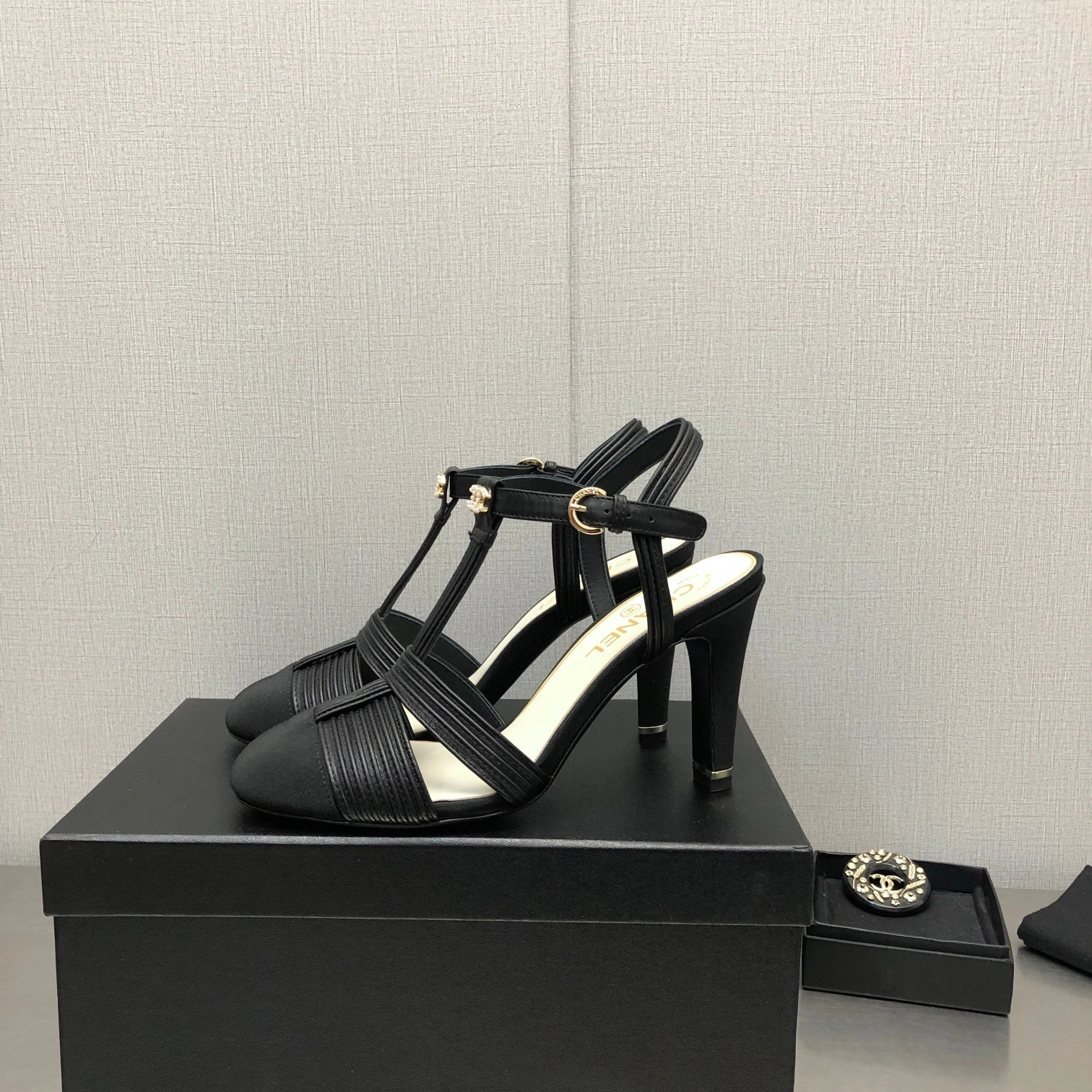 COCO-- G39016 Y56443 94305 8cm Heel height item: C-X002C1507