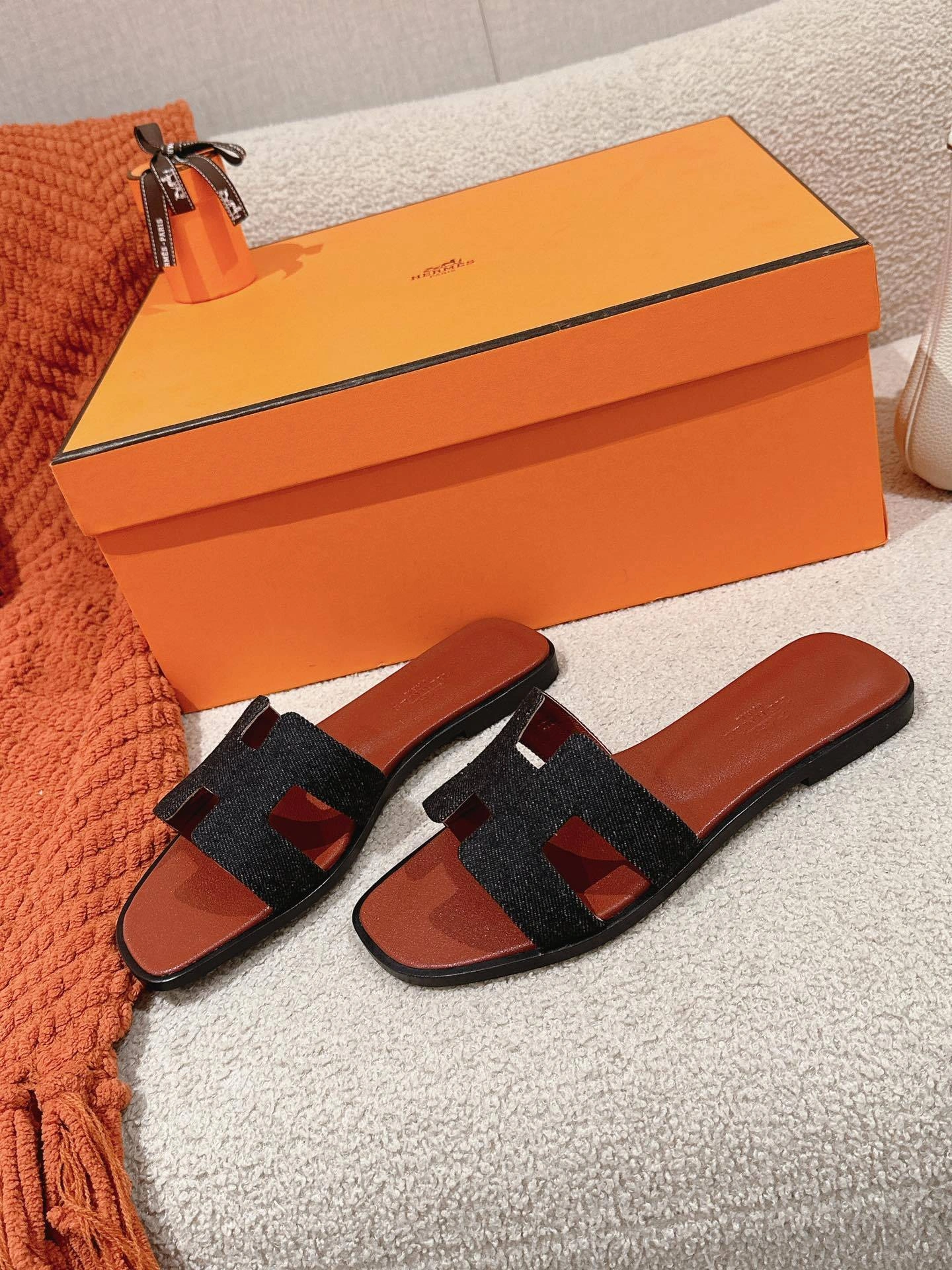 COCO-- H211242Z 48 Heel height：5CM Oasis Calfskin item:D-X032C0554