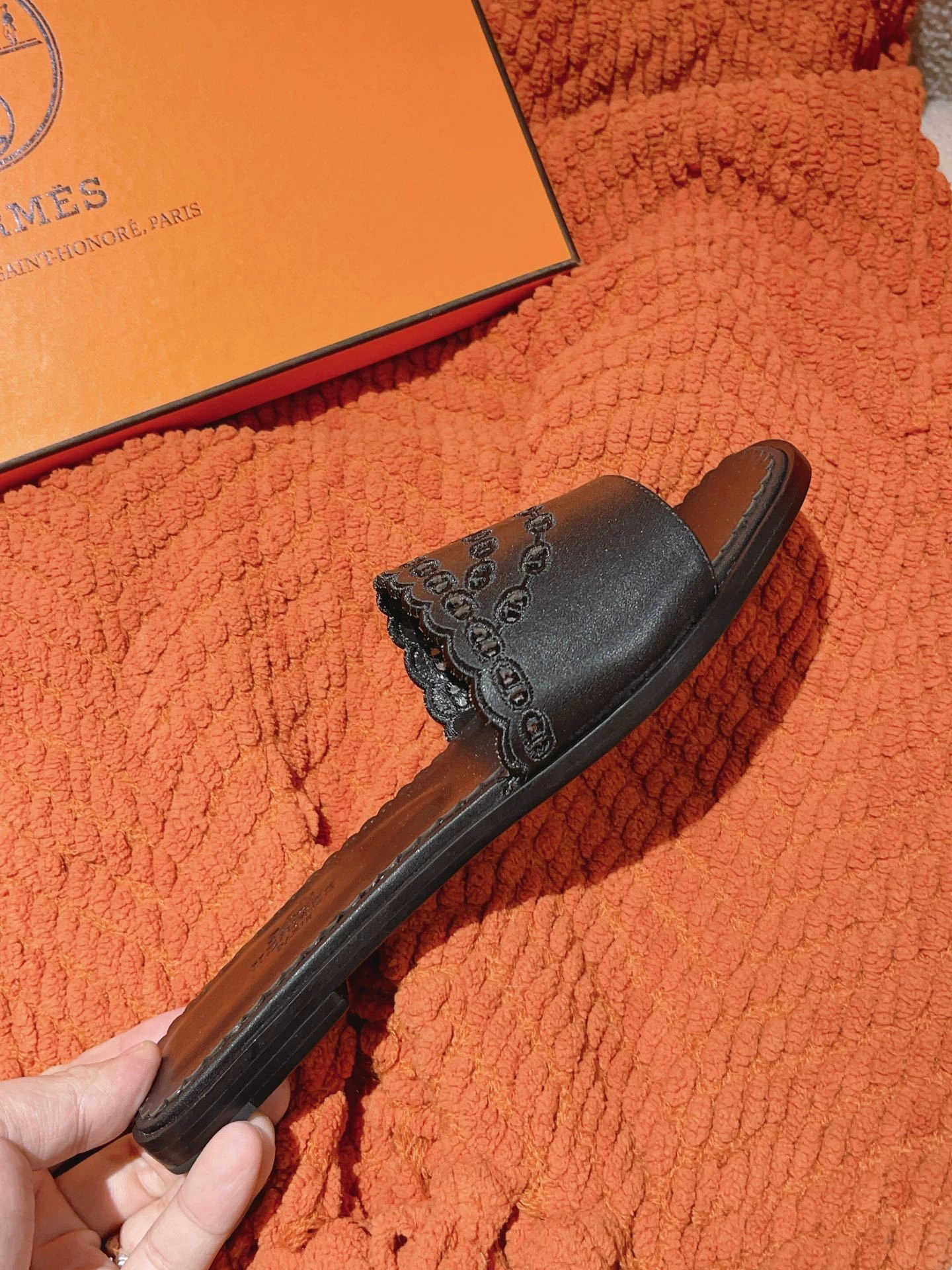 COCO-- H231133Z 02 Oran Calfskin item:D-X032C0544