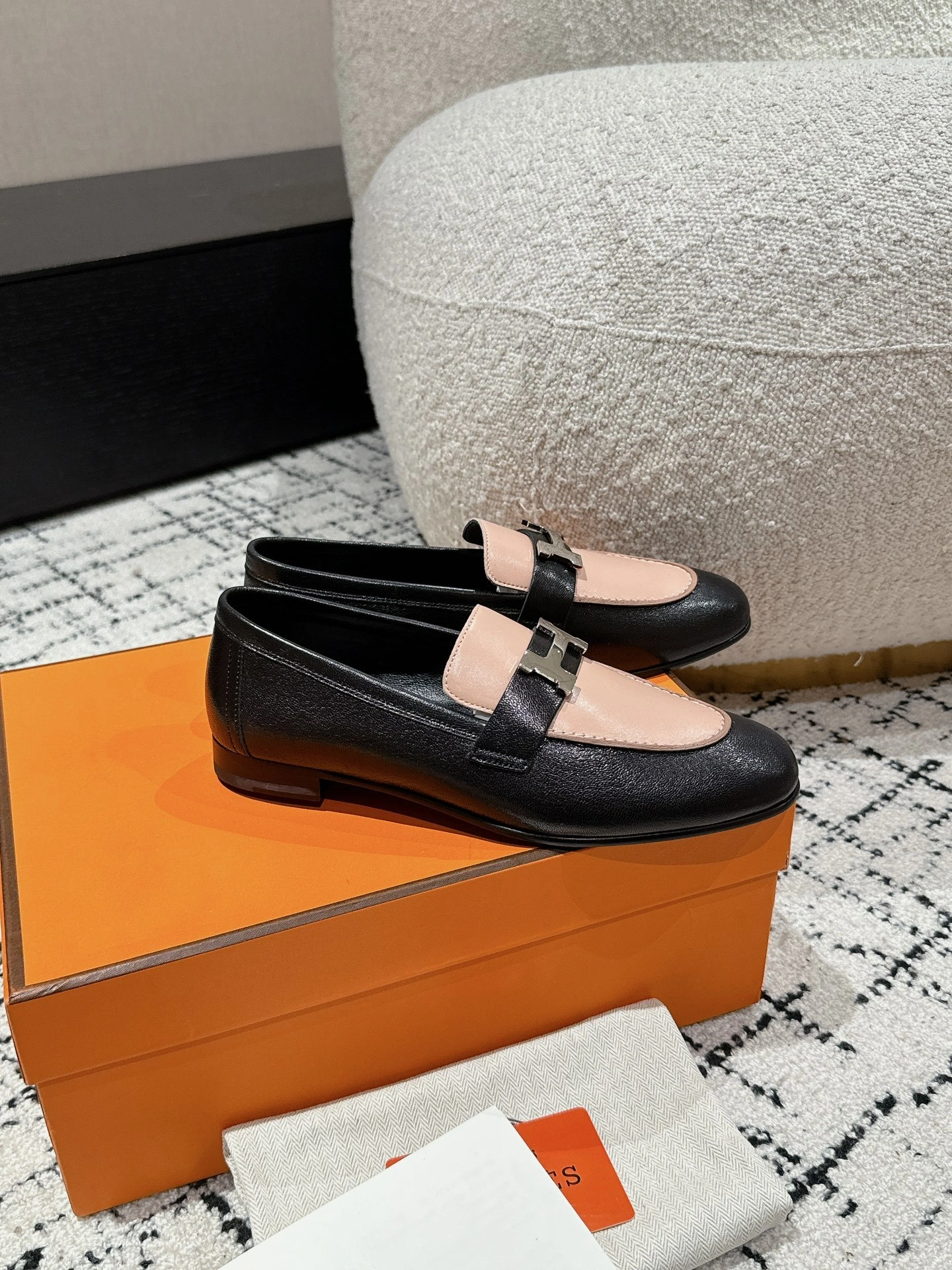 COCO-- H5r75s H172108Z 06 sheepskin item:E-X158C2111