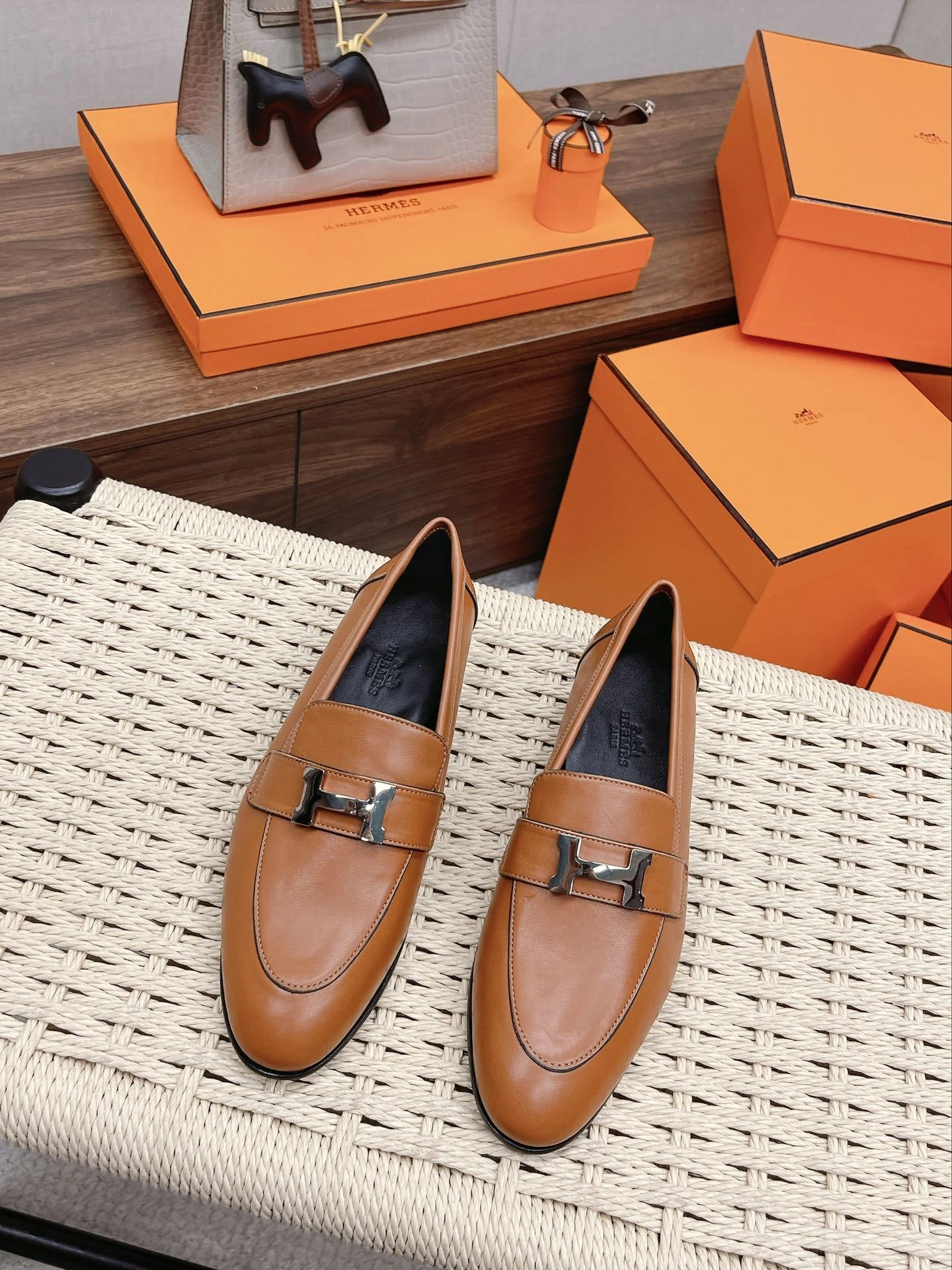 COCO-- H5r75s H172108Z B8 Calfskin goatskin item:E-X158C2114