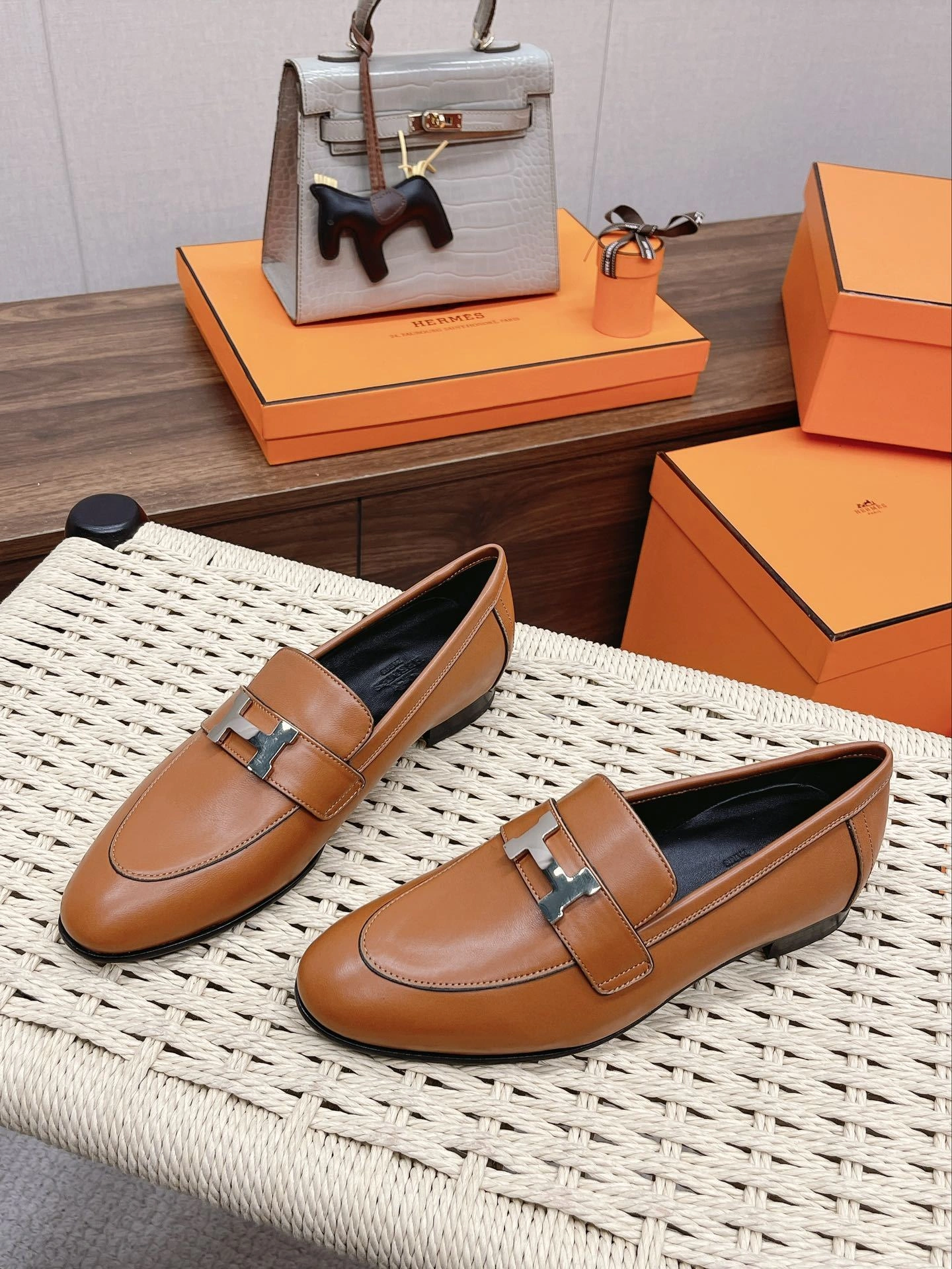 COCO-- H5r75s H172108Z B8 Calfskin goatskin item:E-X158C2114
