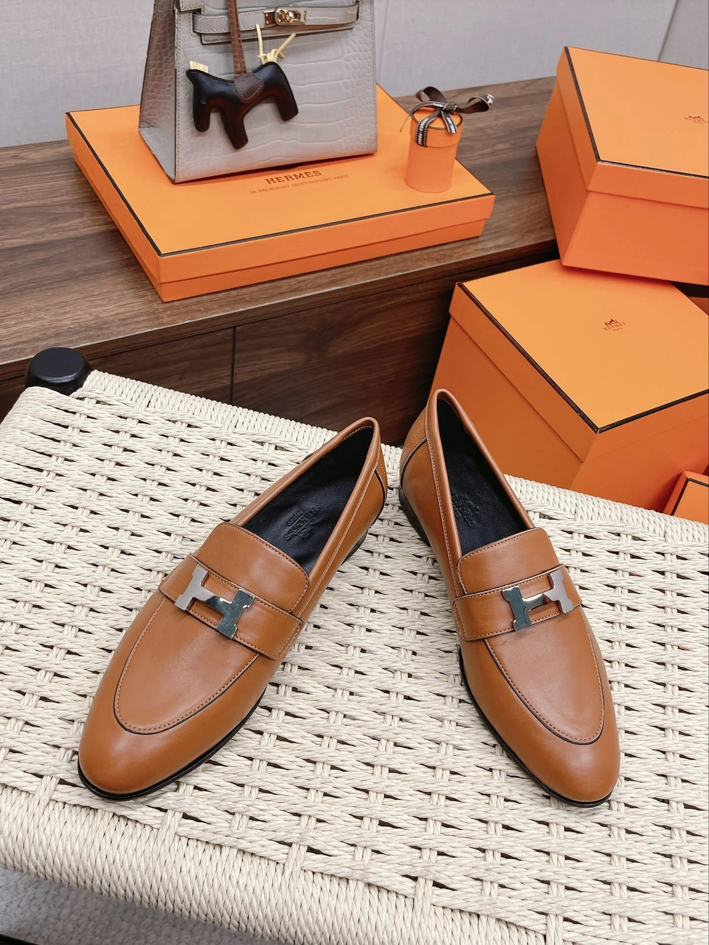 COCO-- H5r75s H172108Z B8 Calfskin goatskin item:E-X158C2114