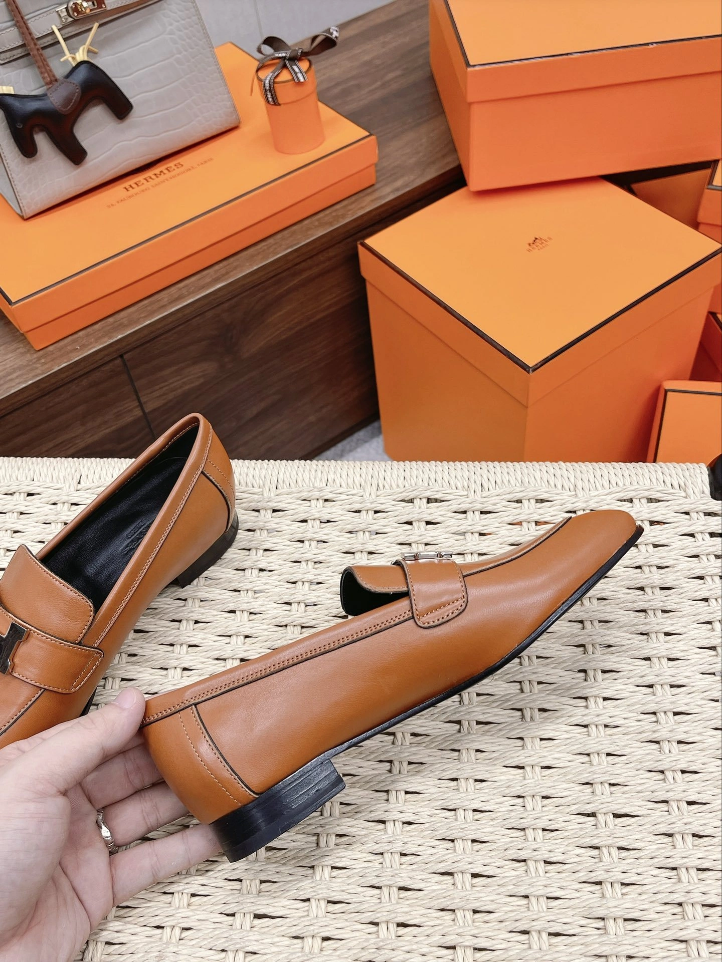 COCO-- H5r75s H172108Z B8 Calfskin goatskin item:E-X158C2114
