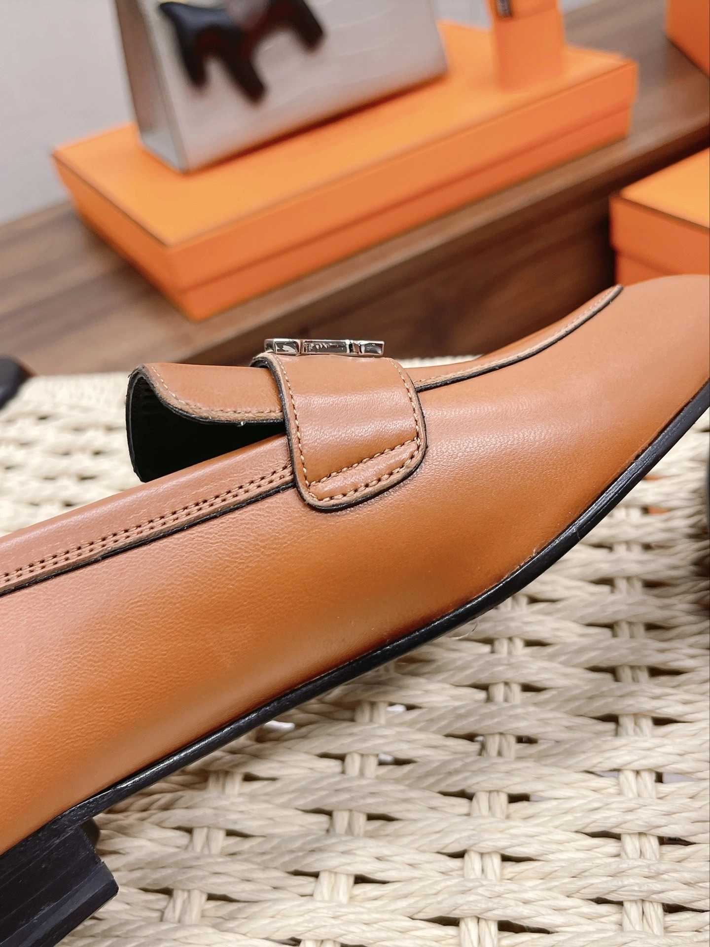 COCO-- H5r75s H172108Z B8 Calfskin goatskin item:E-X158C2114