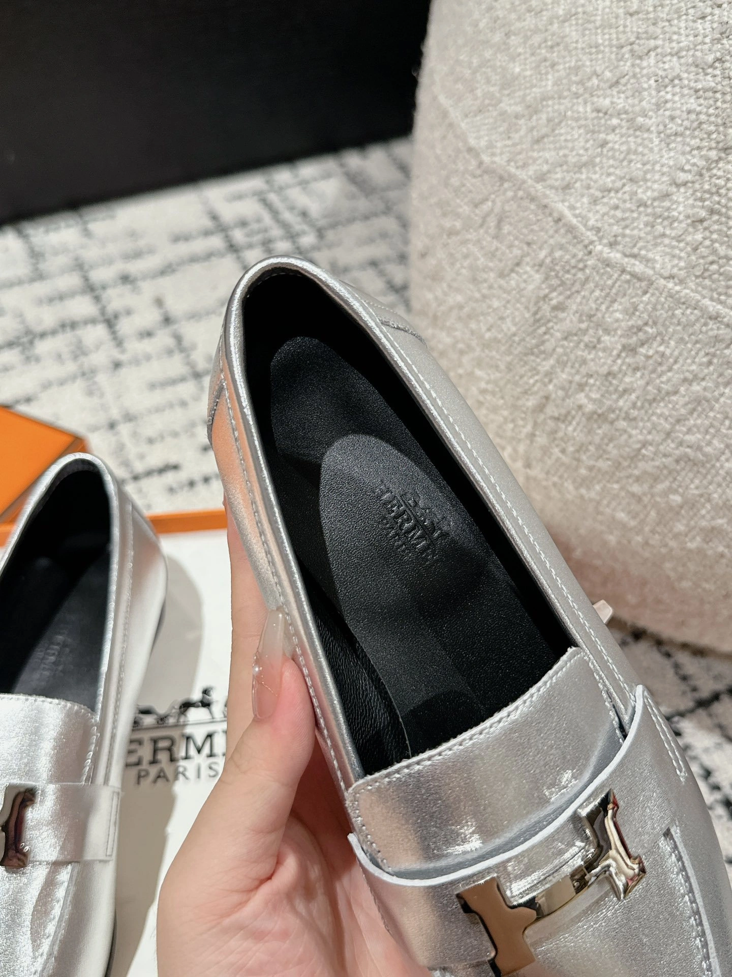 COCO-- H5r75s H182148Z 52 sheepskin item:E-X158C2109