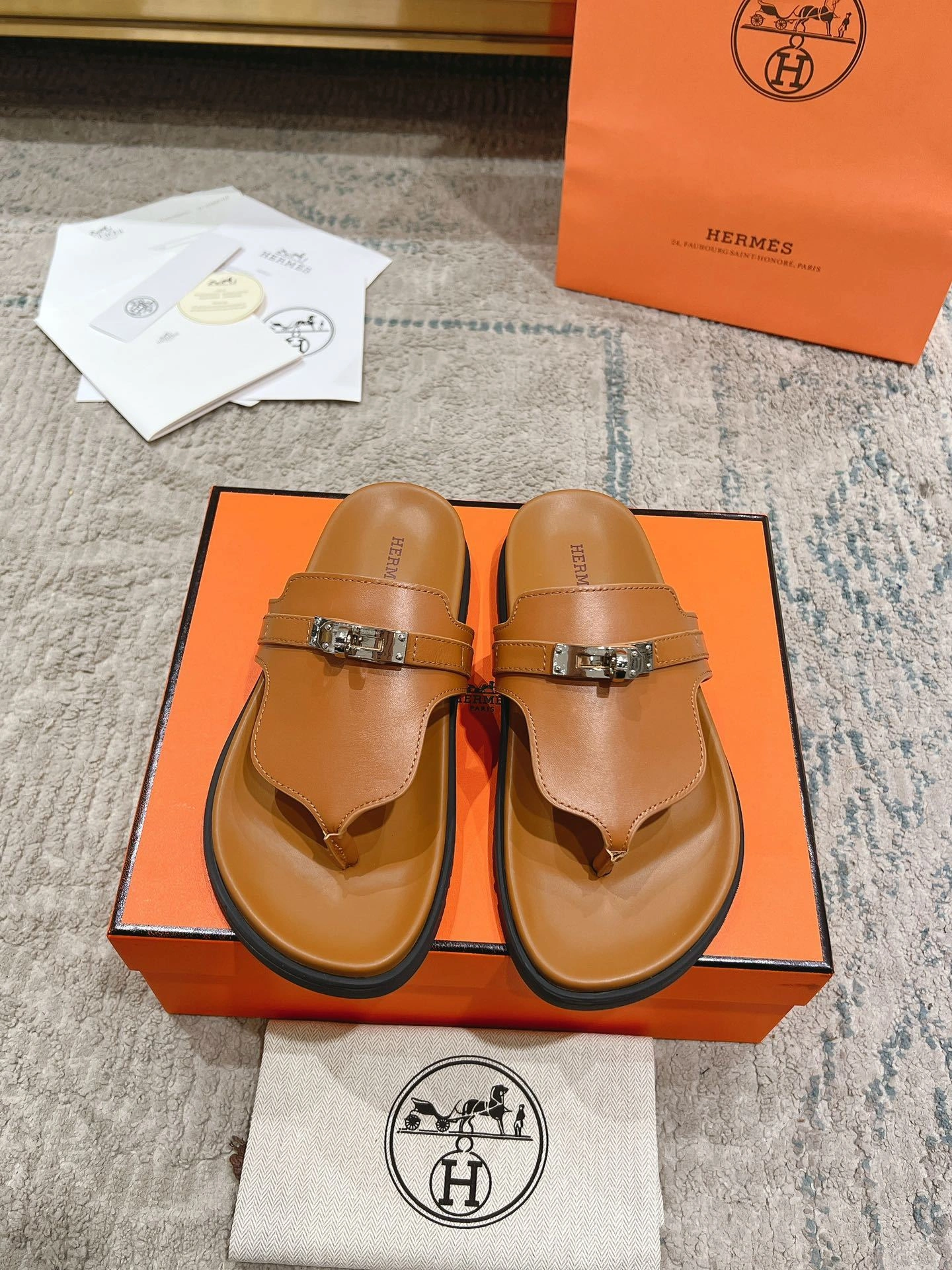COCO-- H5r75s H221074Z A3 cowhide item:E-X194C2121
