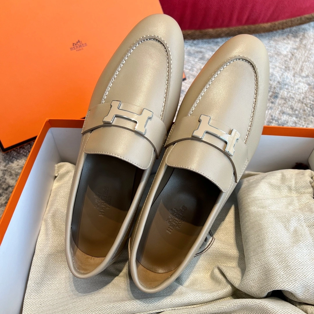COCO-- H5r75s H222066Z T8 Calfskin item:E-X000C2112
