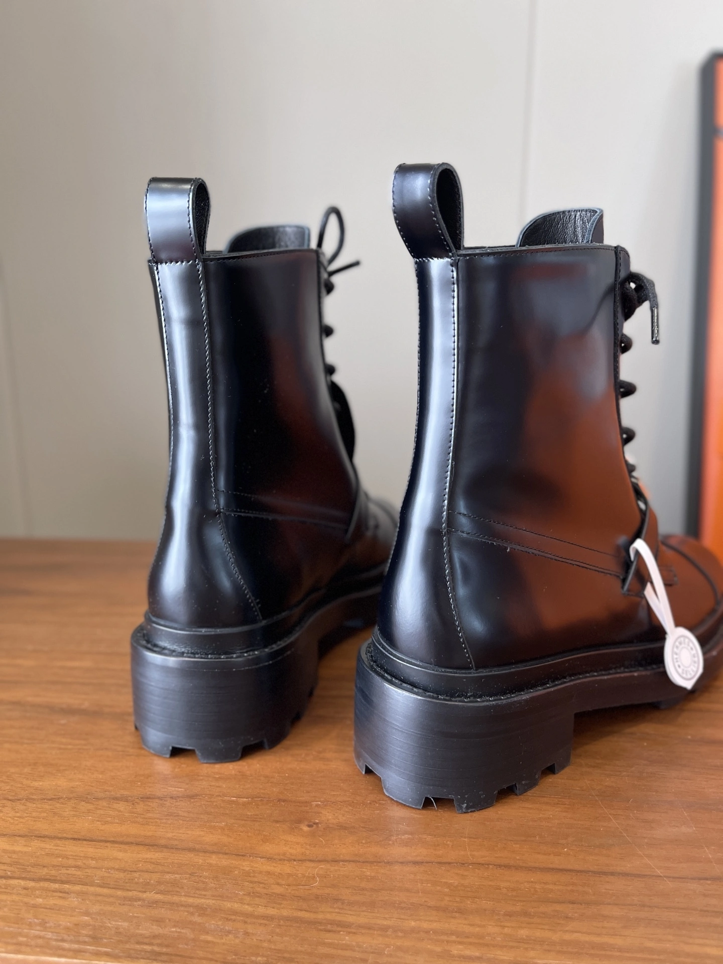 COCO-- H5r75s H222070Z 02 Calfskin sheepskin item:E-X003L1233B