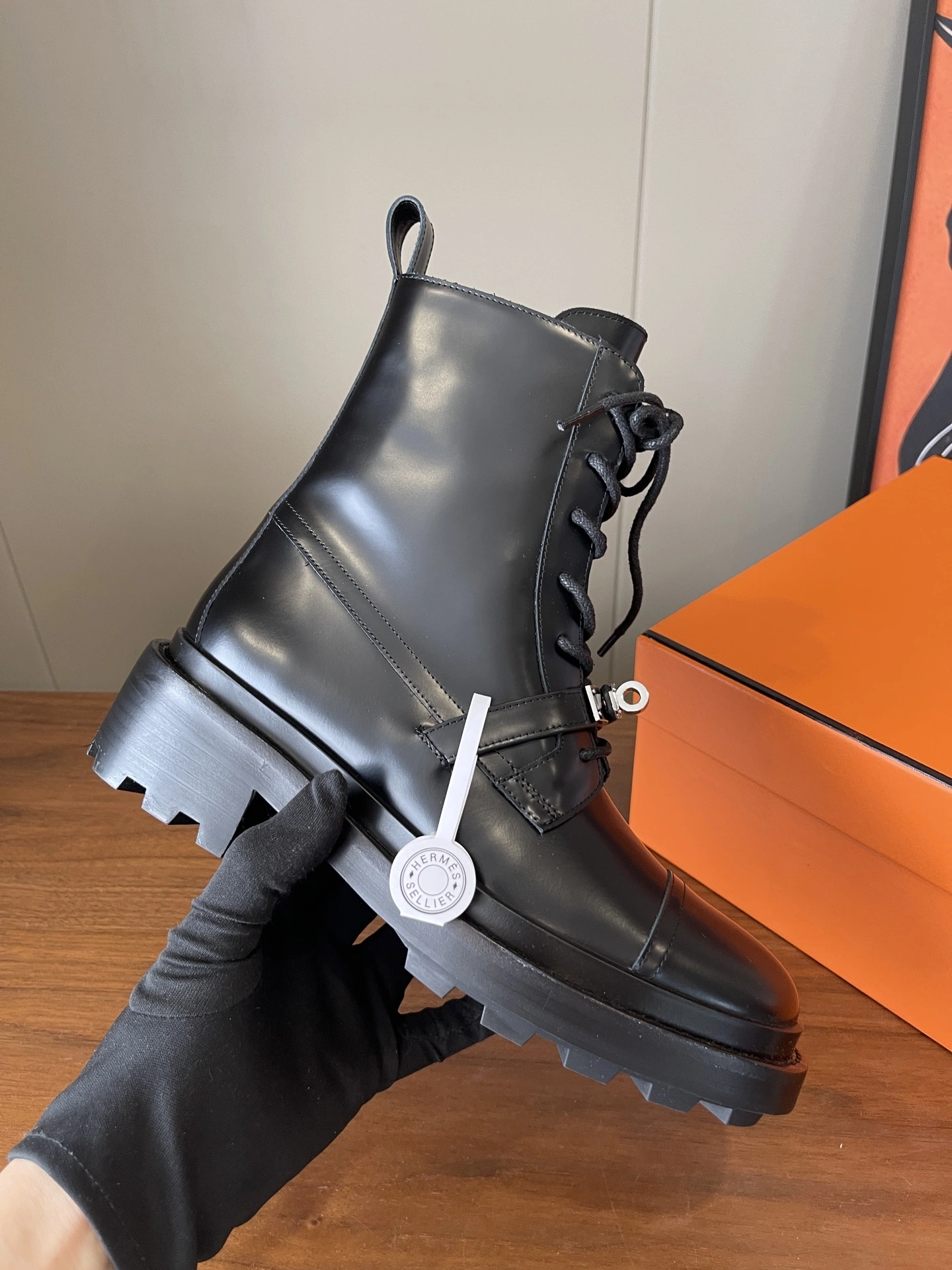 COCO-- H5r75s H222070Z 02 Calfskin sheepskin item:E-X003L1233B