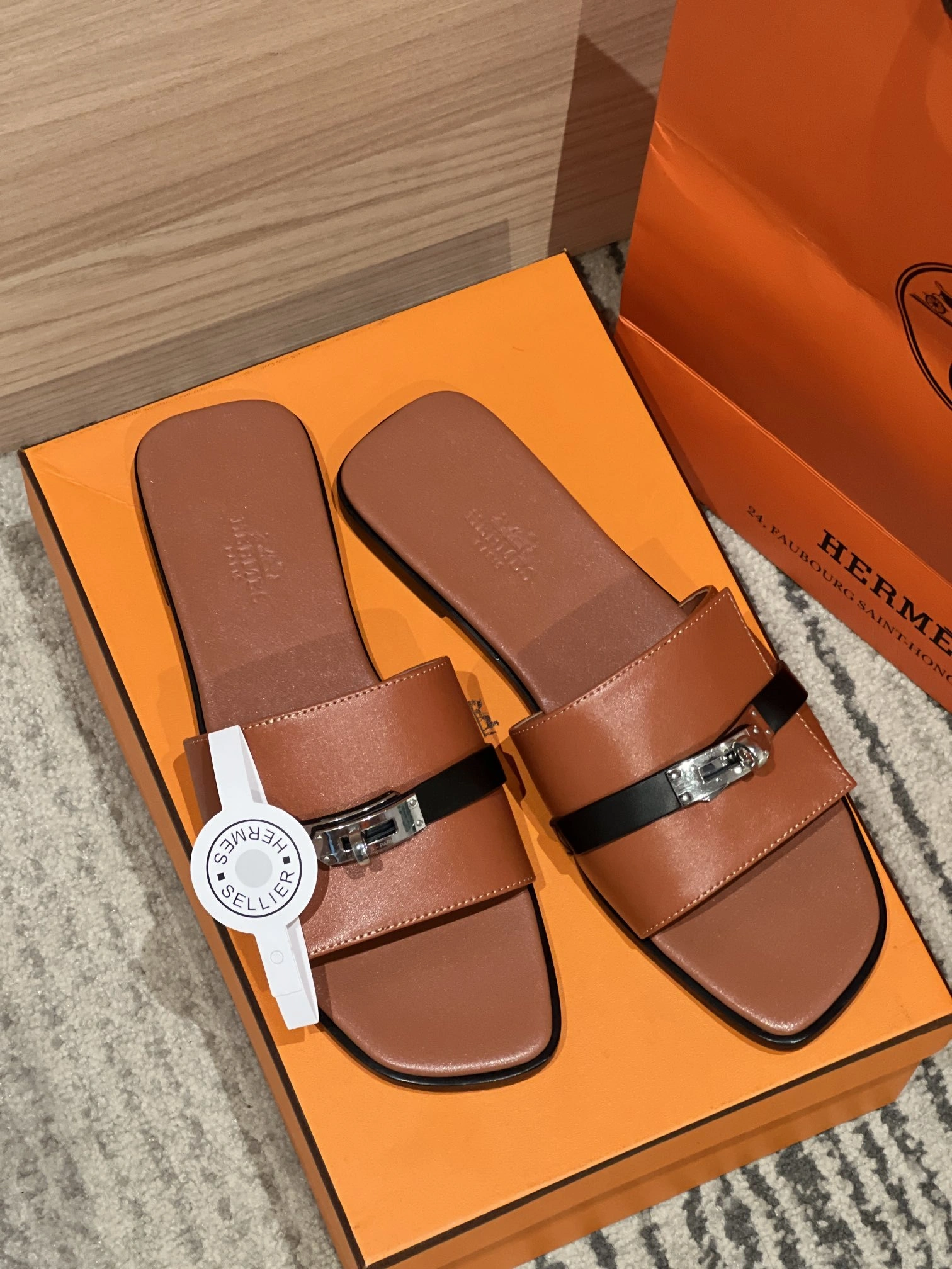 COCO-- H5r75s H231056Z 20 Giulia kelly cowhide item:E-X230F2621