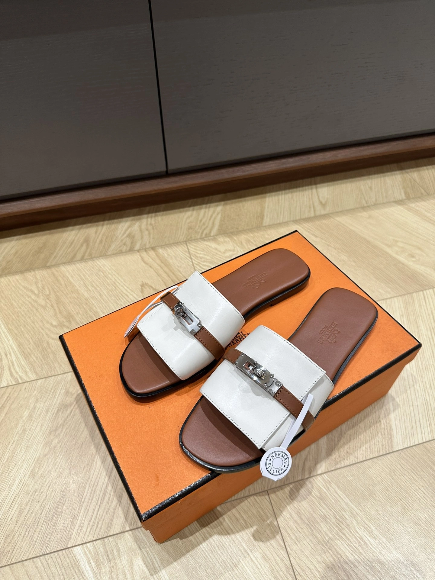 &COCO-- H5r75s H231056Z F8 cowhide item:D-X03E2171
