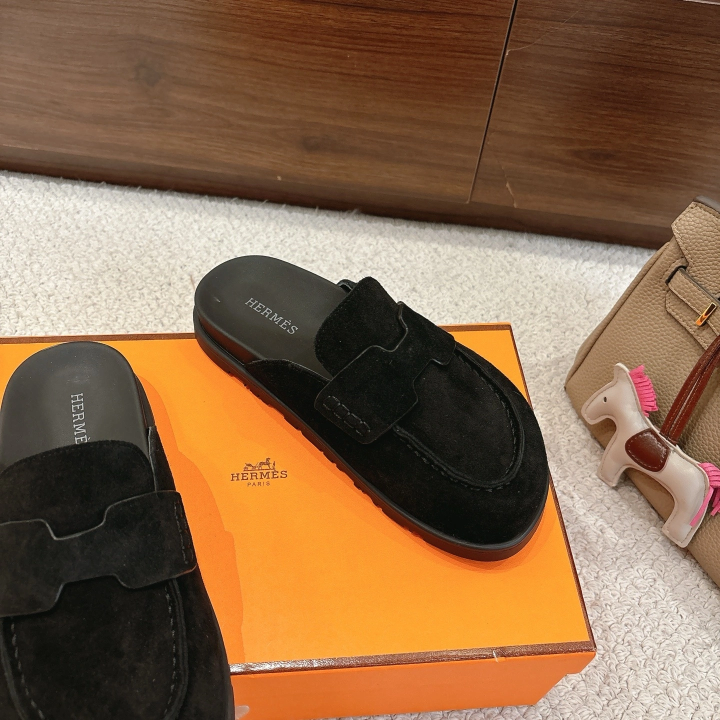 COCO-- H5r75s H231222Z 02 sheepskin Go item:E-X362K2804
