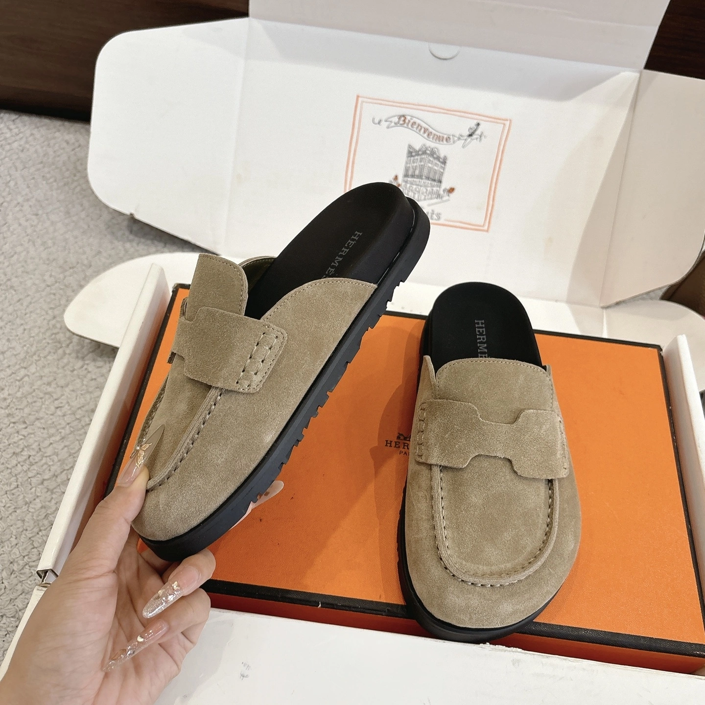 COCO-- H5r75s H231222Z C9 sheepskin Go item:E-X362K2805