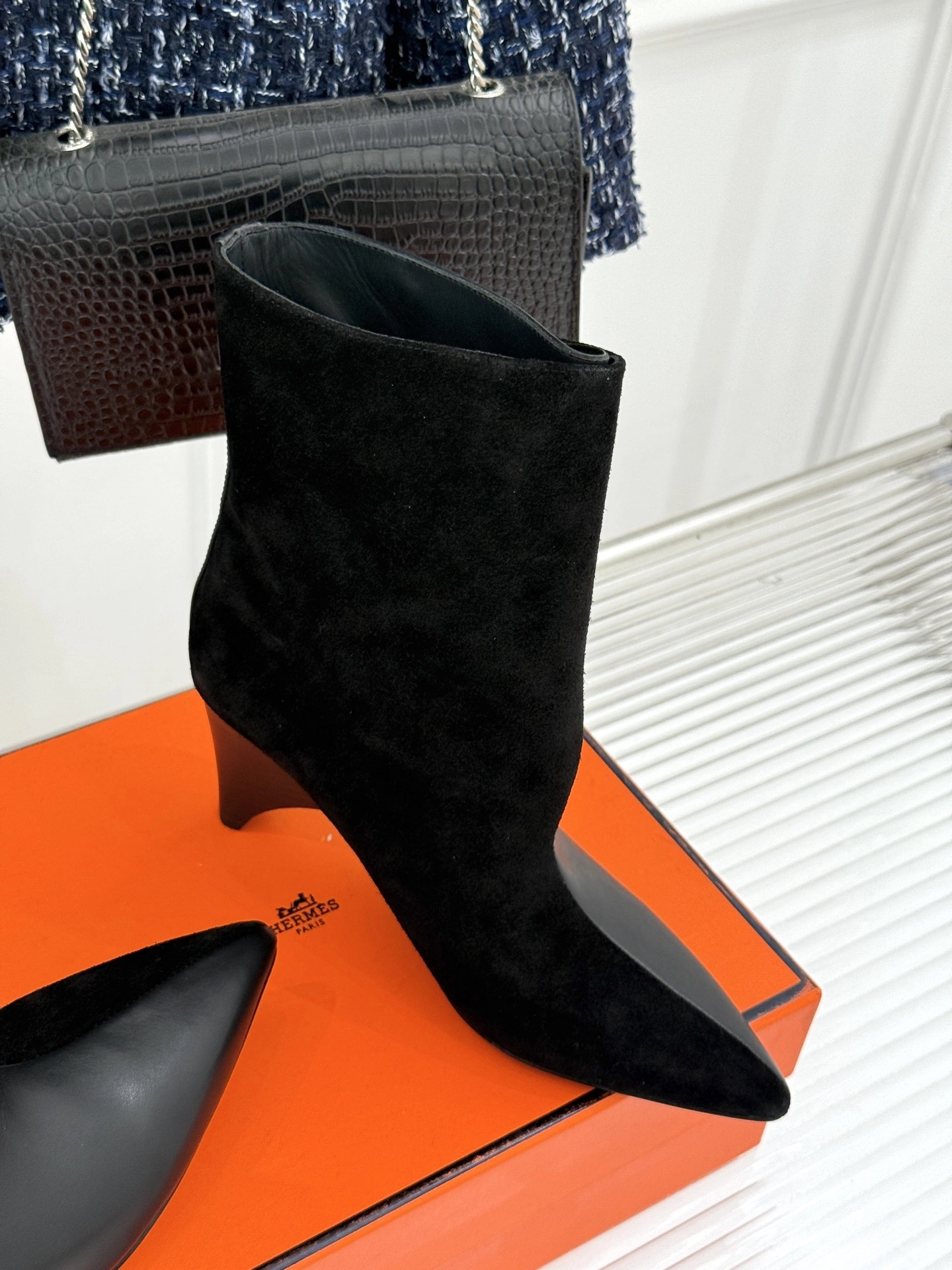 COCO-- H5r75s H232008Z 02 sheepskin item:E-X362H2817