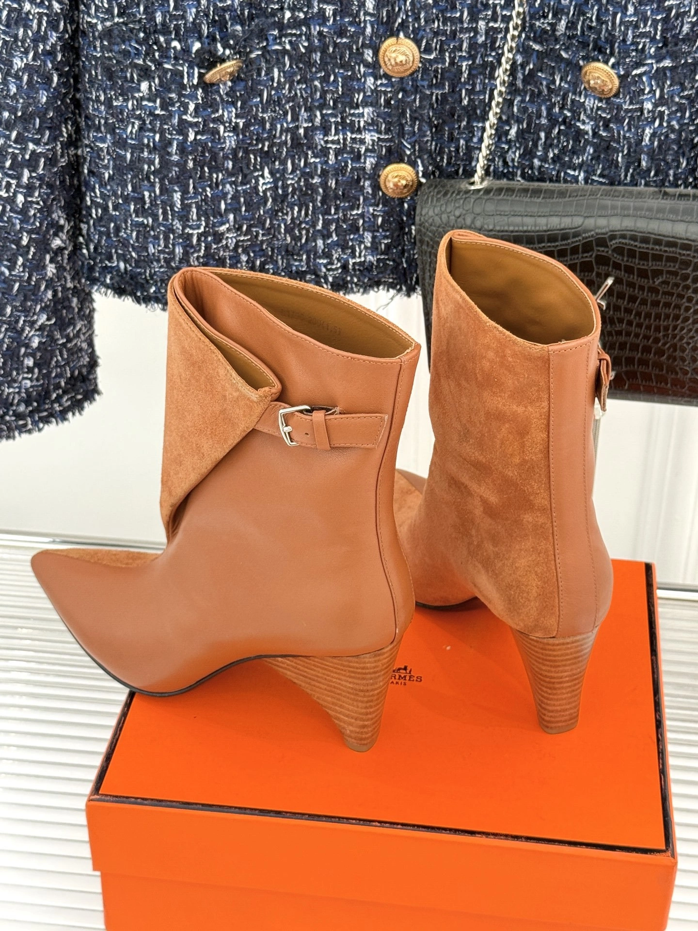 COCO-- H5r75s H232008Z 20 sheepskin item:E-X362H2818