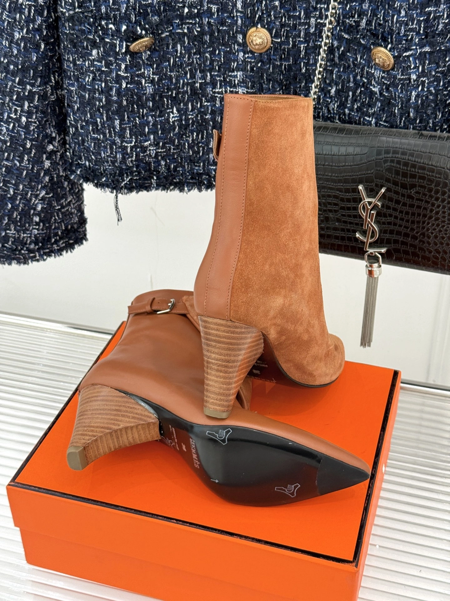 COCO-- H5r75s H232008Z 20 sheepskin item:E-X362H2818