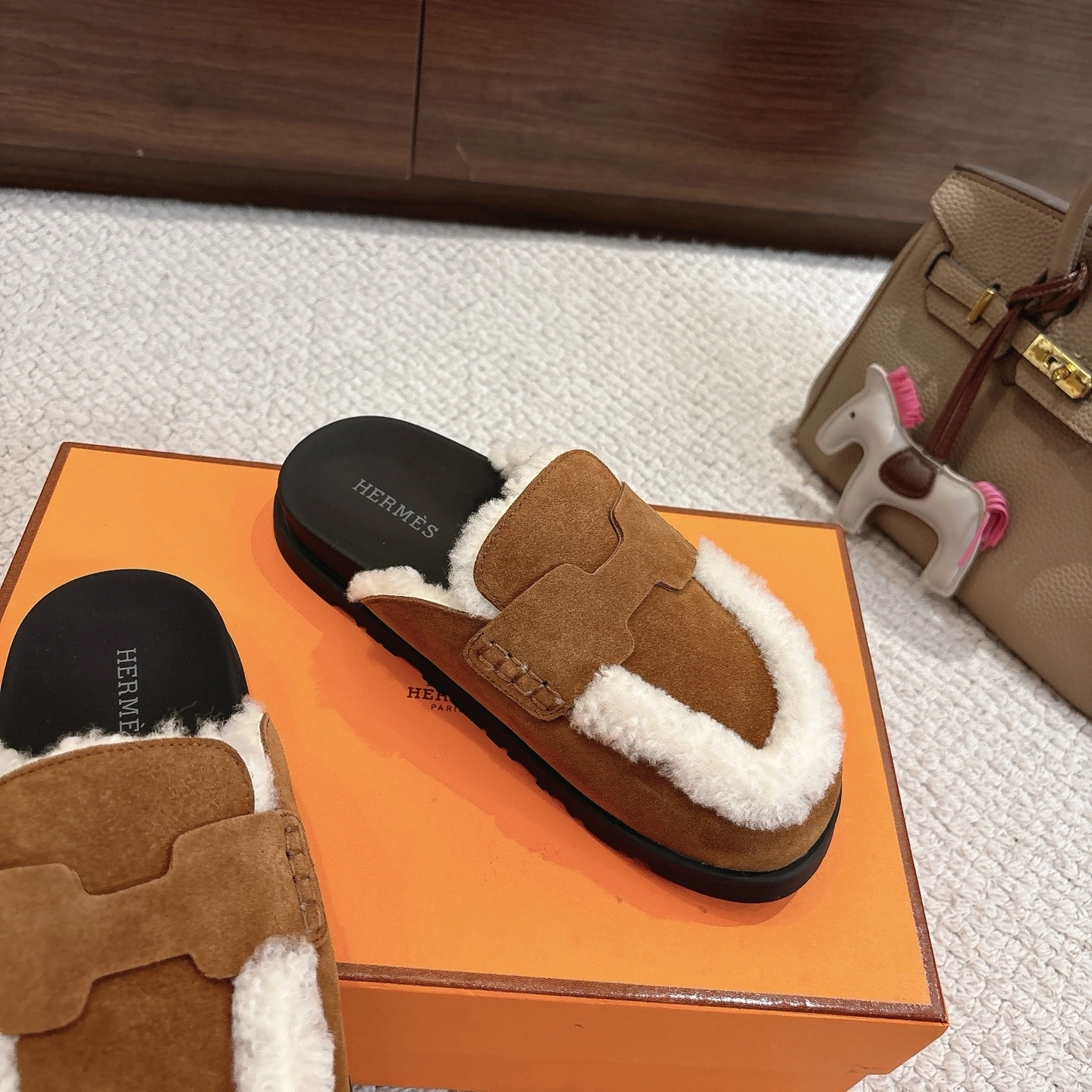COCO-- H5r75s H232140Z A3 sheepskin Go item:E-X362K2802