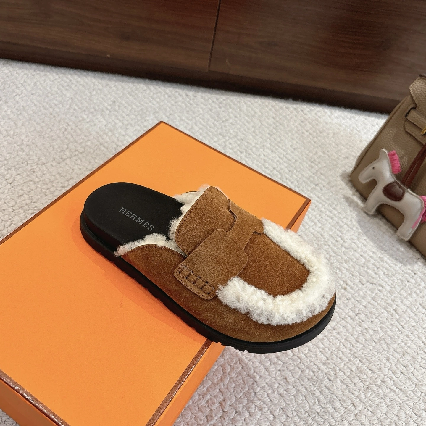 COCO-- H5r75s H232140Z A3 sheepskin Go item:E-X362K2802