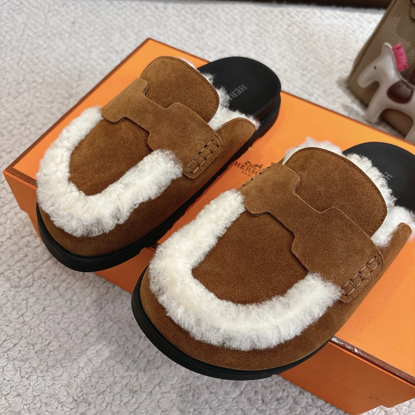 COCO-- H5r75s H232140Z A3 sheepskin Go item:E-X362K2802