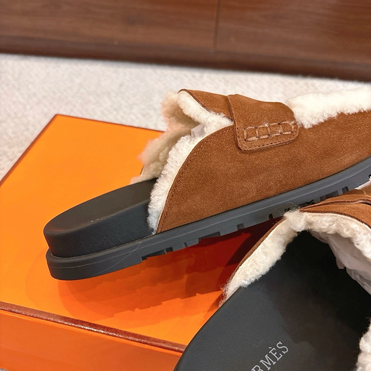 COCO-- H5r75s H232140Z A3 sheepskin Go item:E-X362K2802