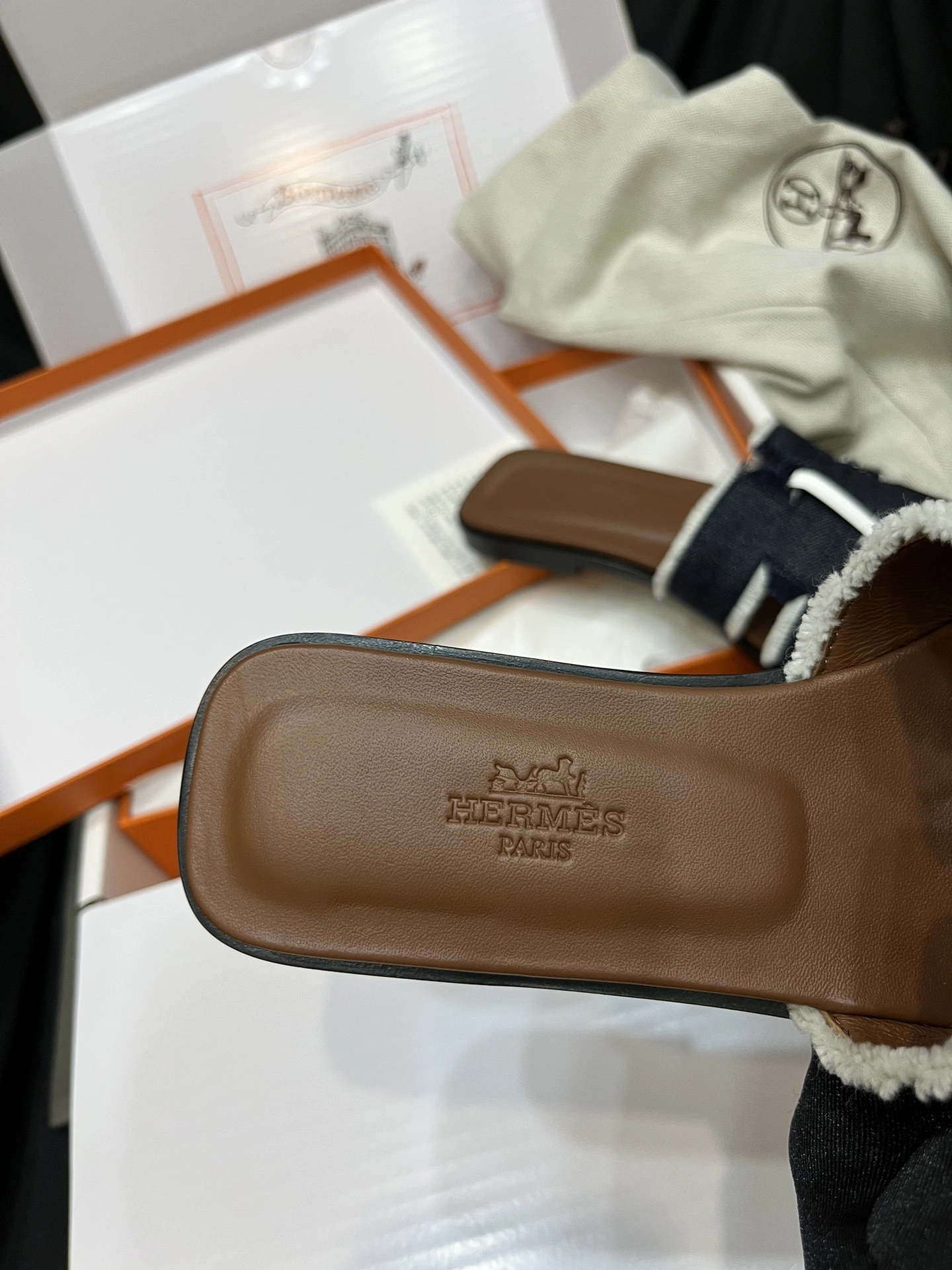 COCO-- H5r75s H241060Z 49 sheepskin item:E-X000F2616