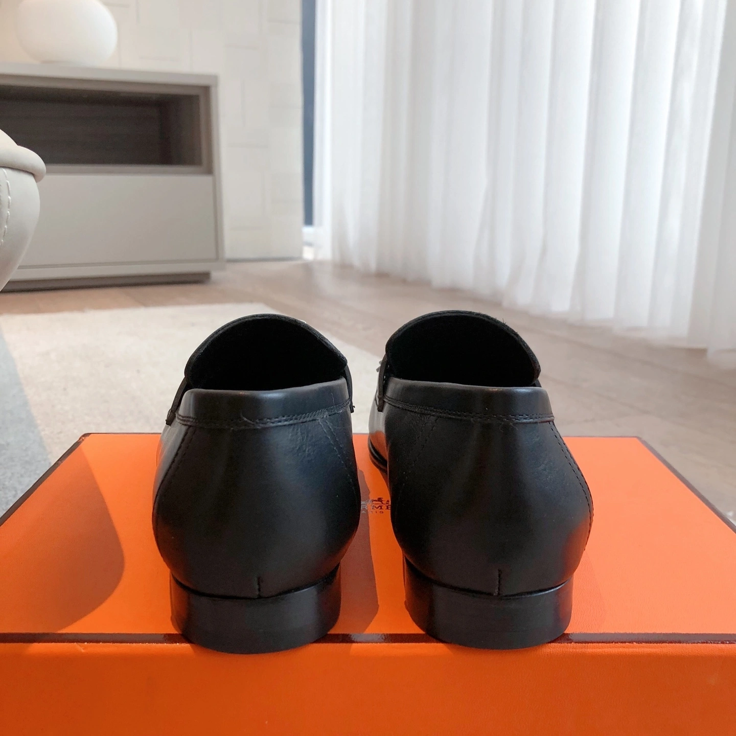 COCO-- H5r75s H241072Z 03 Calfskin item:E-X158C2126
