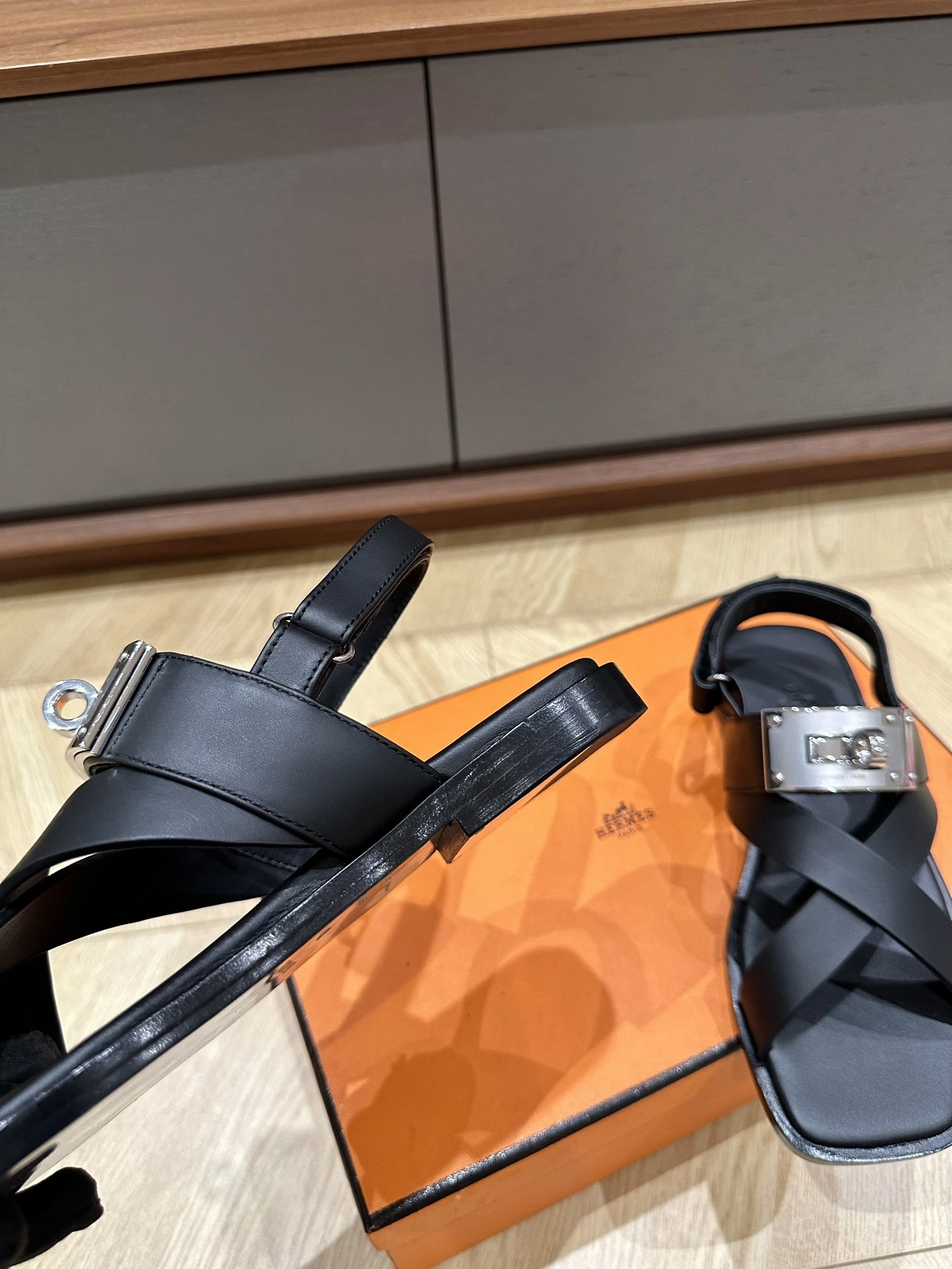 COCO-- H5r75s H241155Z 02 Calfskin item:D-X03E2177