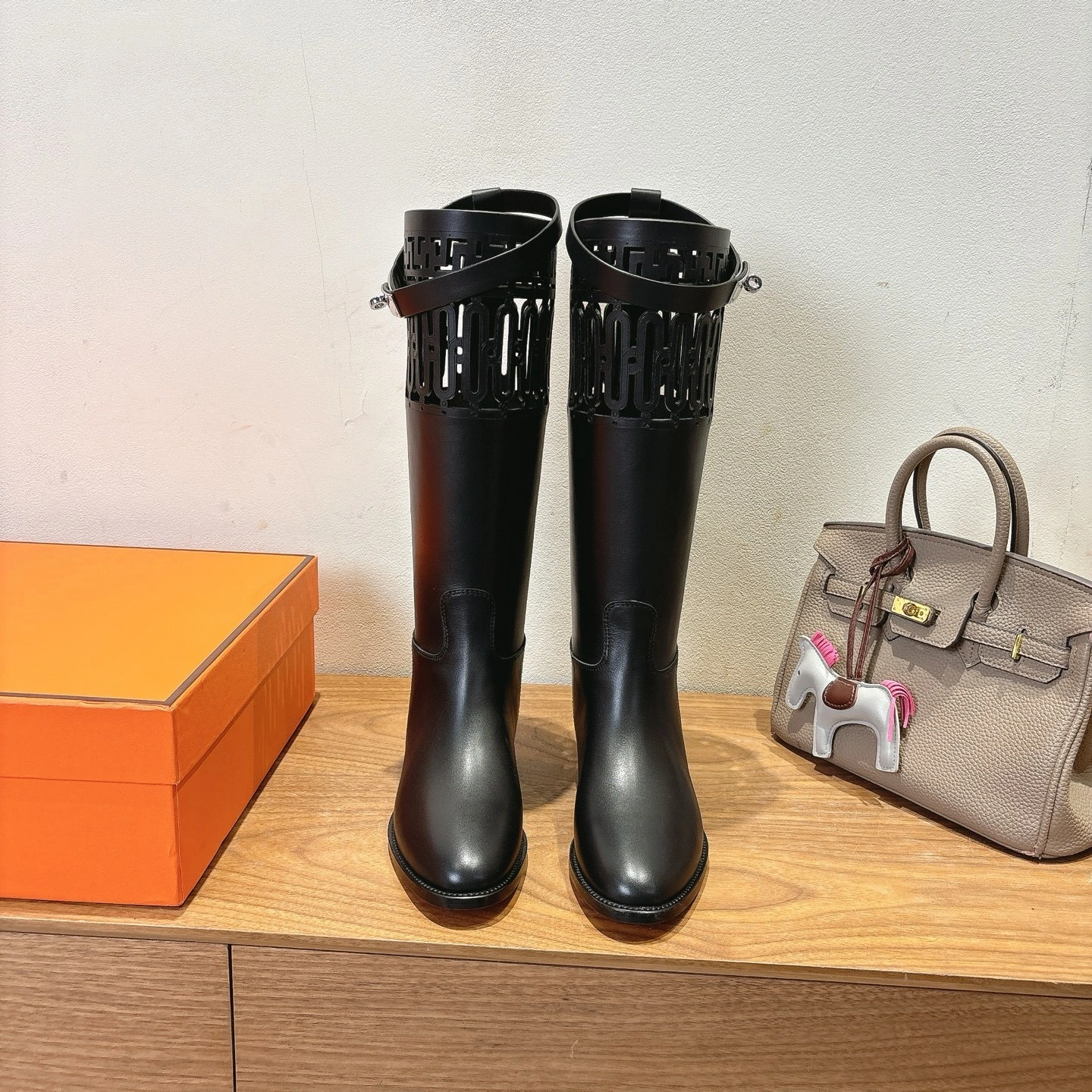 COCO-- H5r75s H242026Z 02 kelly ss25 alfskin item：E-X062I0119