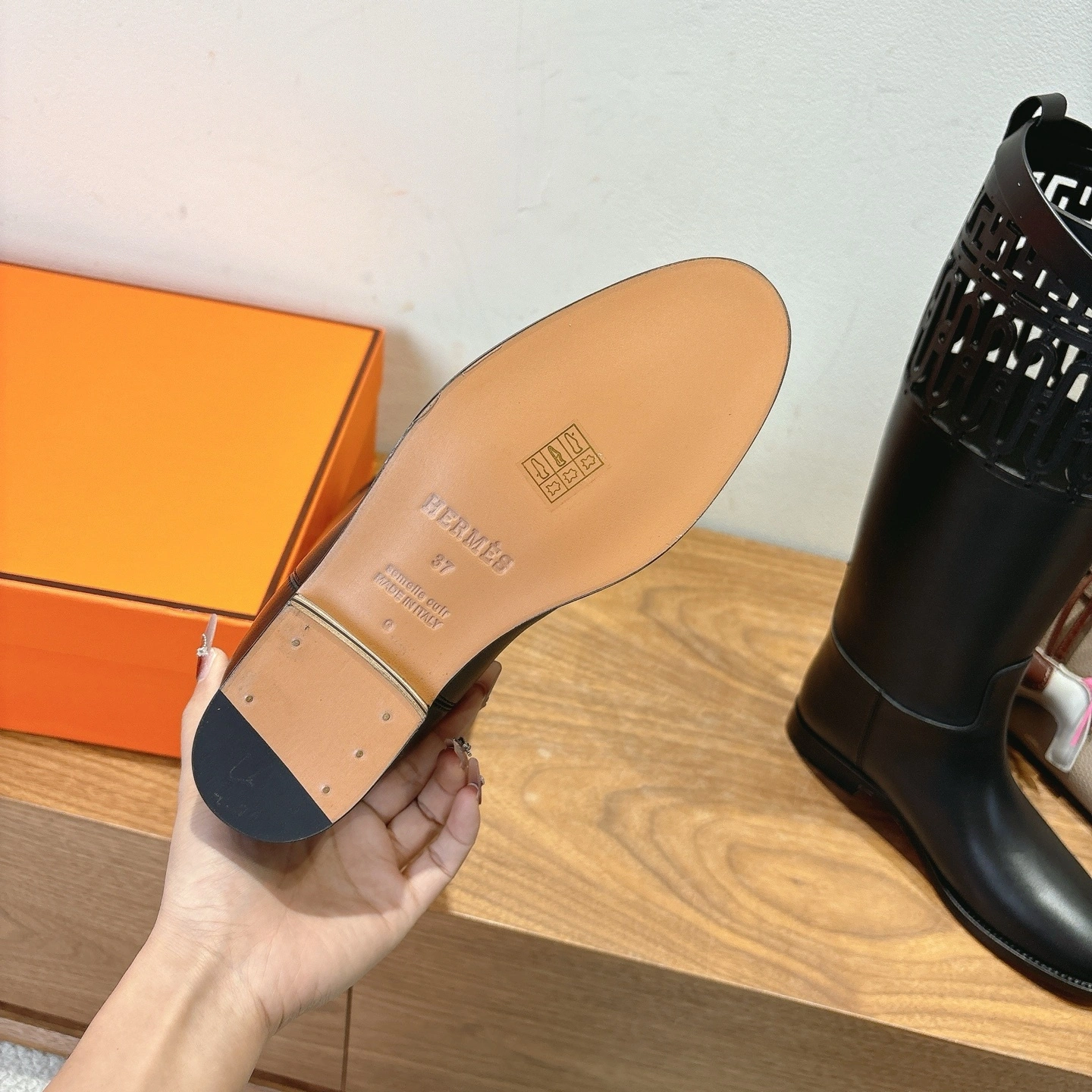 COCO-- H5r75s H242026Z 02 kelly ss25 alfskin item：E-X062I0119