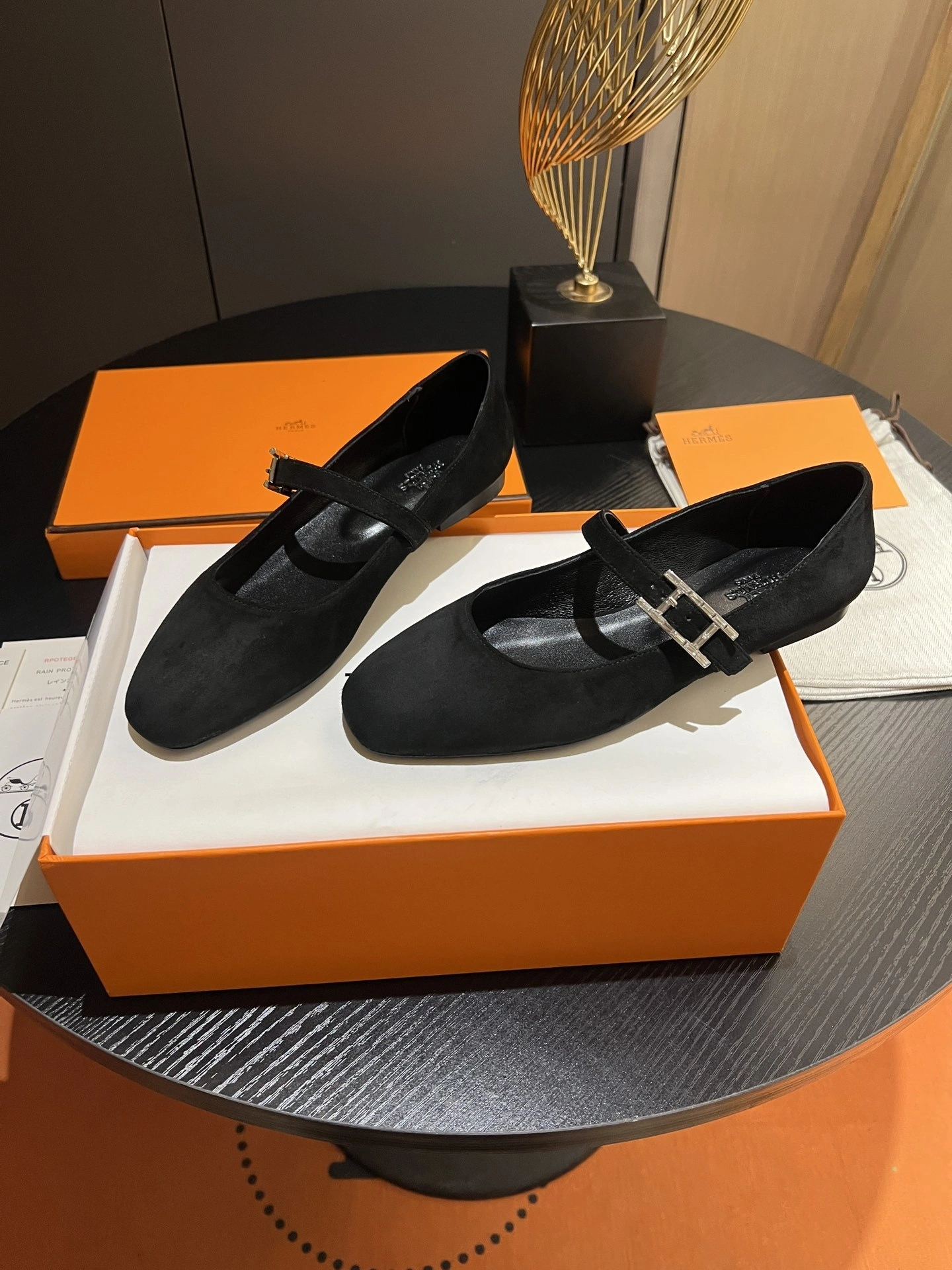 COCO-- H5r75s H242046Z 02 Calfskin sheepskin item:E-X313A0948