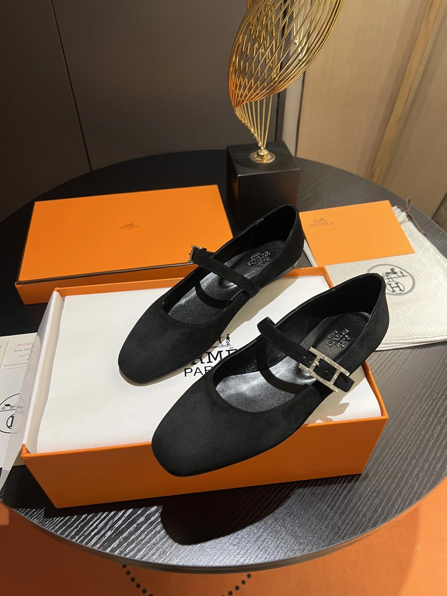 COCO-- H5r75s H242046Z 02 Calfskin sheepskin item:E-X313A0948