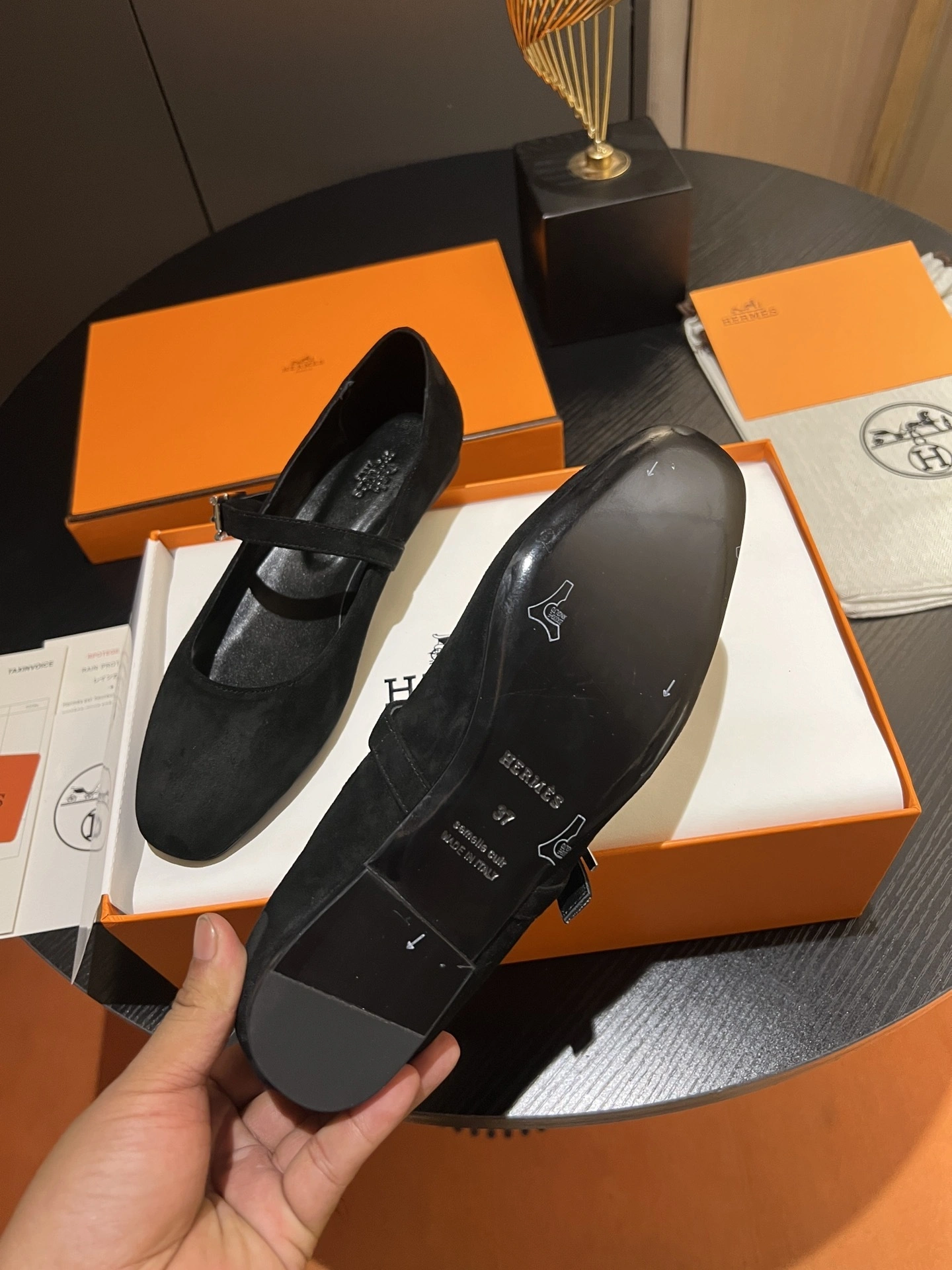 COCO-- H5r75s H242046Z 02 Calfskin sheepskin item:E-X313A0948
