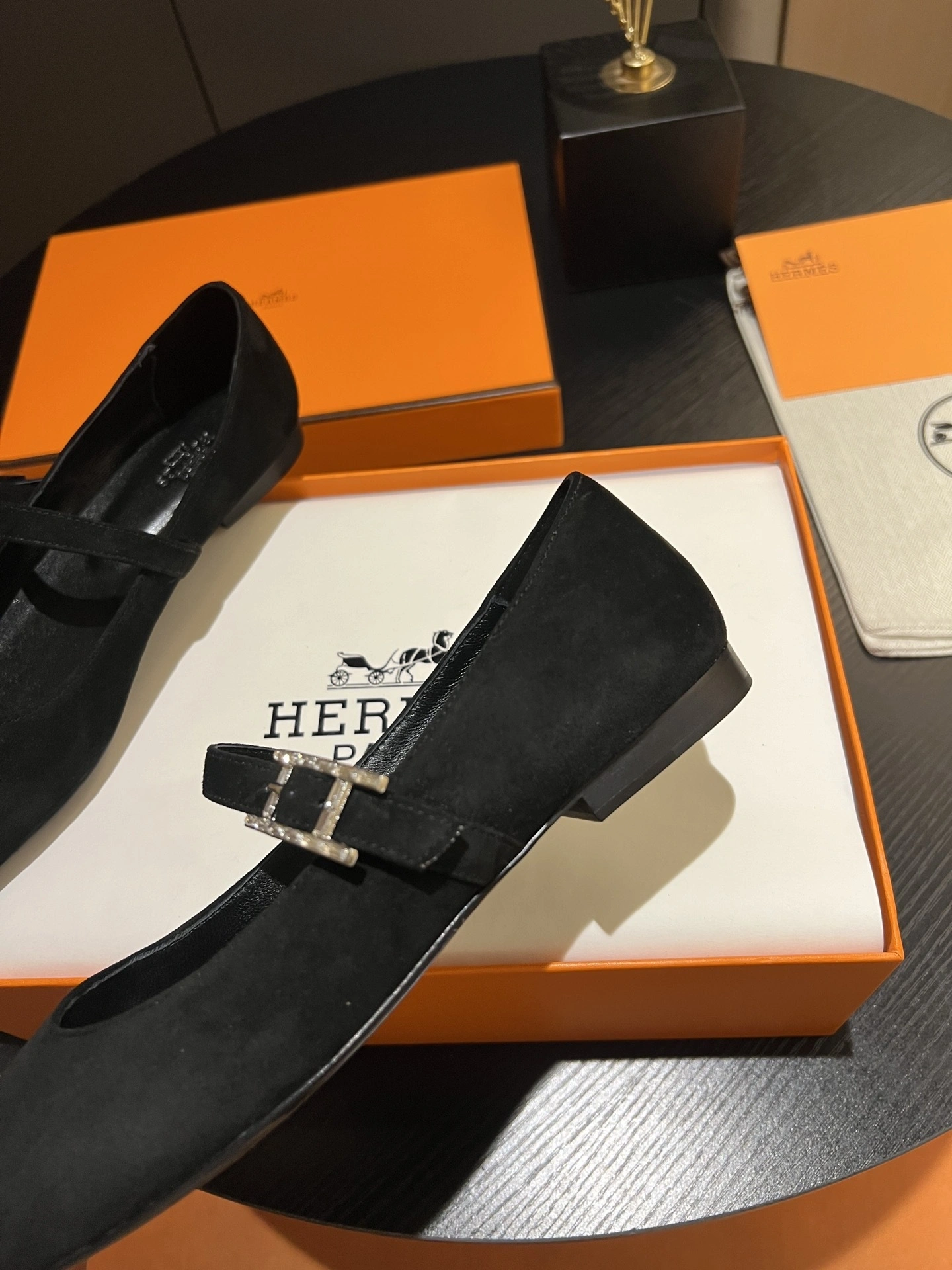 COCO-- H5r75s H242046Z 02 Calfskin sheepskin item:E-X313A0948