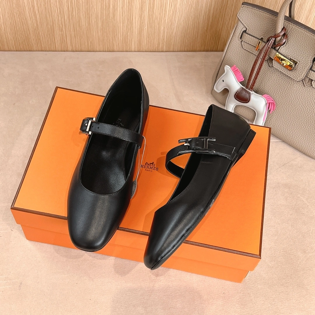 COCO-- H5r75s H242047Z 02 Jane item:E-X187A0950