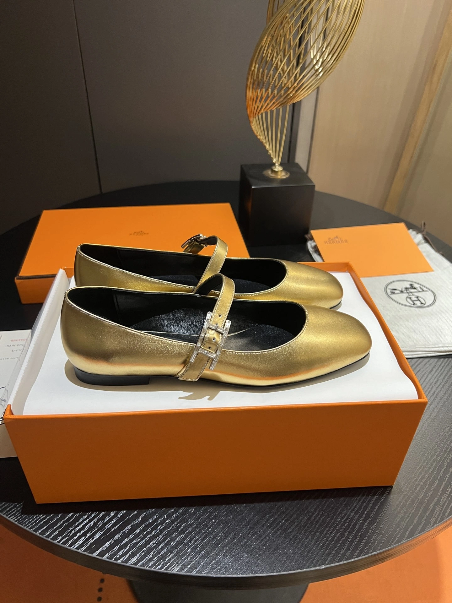 COCO-- H5r75s H242048Z DR Calfskin sheepskin item:E-X313A0949
