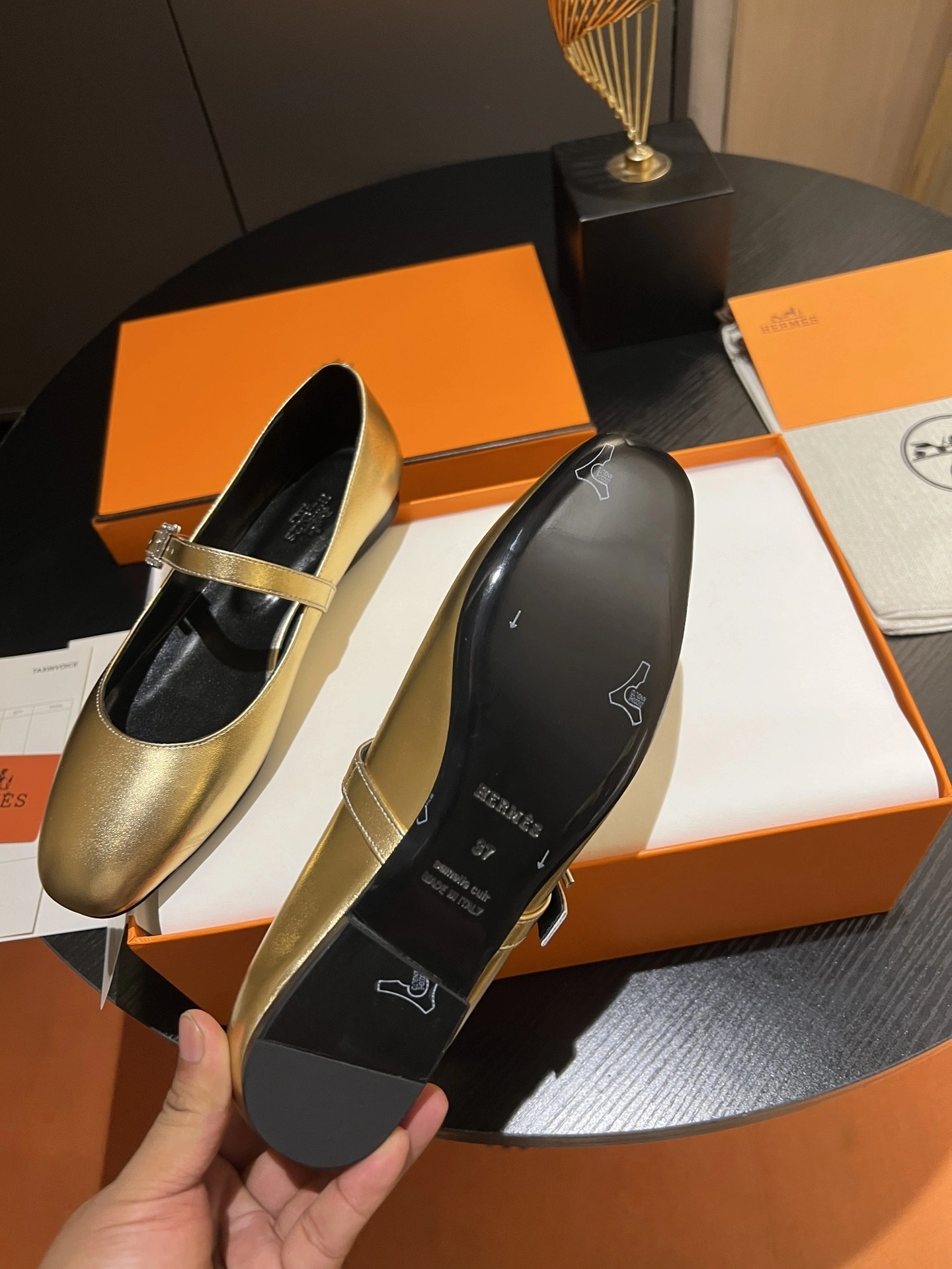 COCO-- H5r75s H242048Z DR Calfskin sheepskin item:E-X313A0949