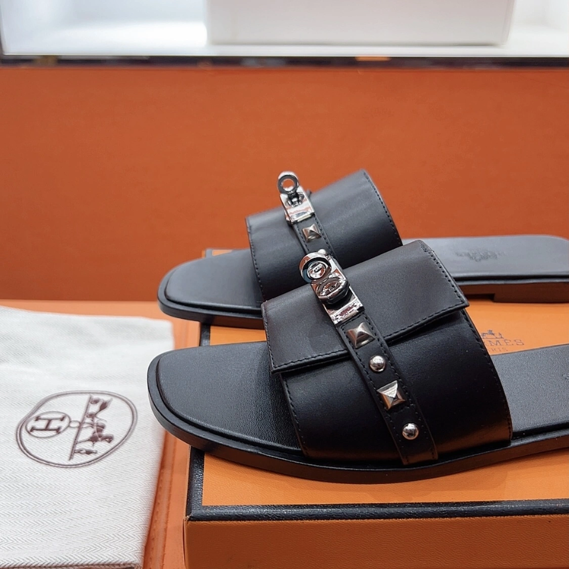 COCO-- H5r75s H242099Z 02 cowhide item:E-X230F2618