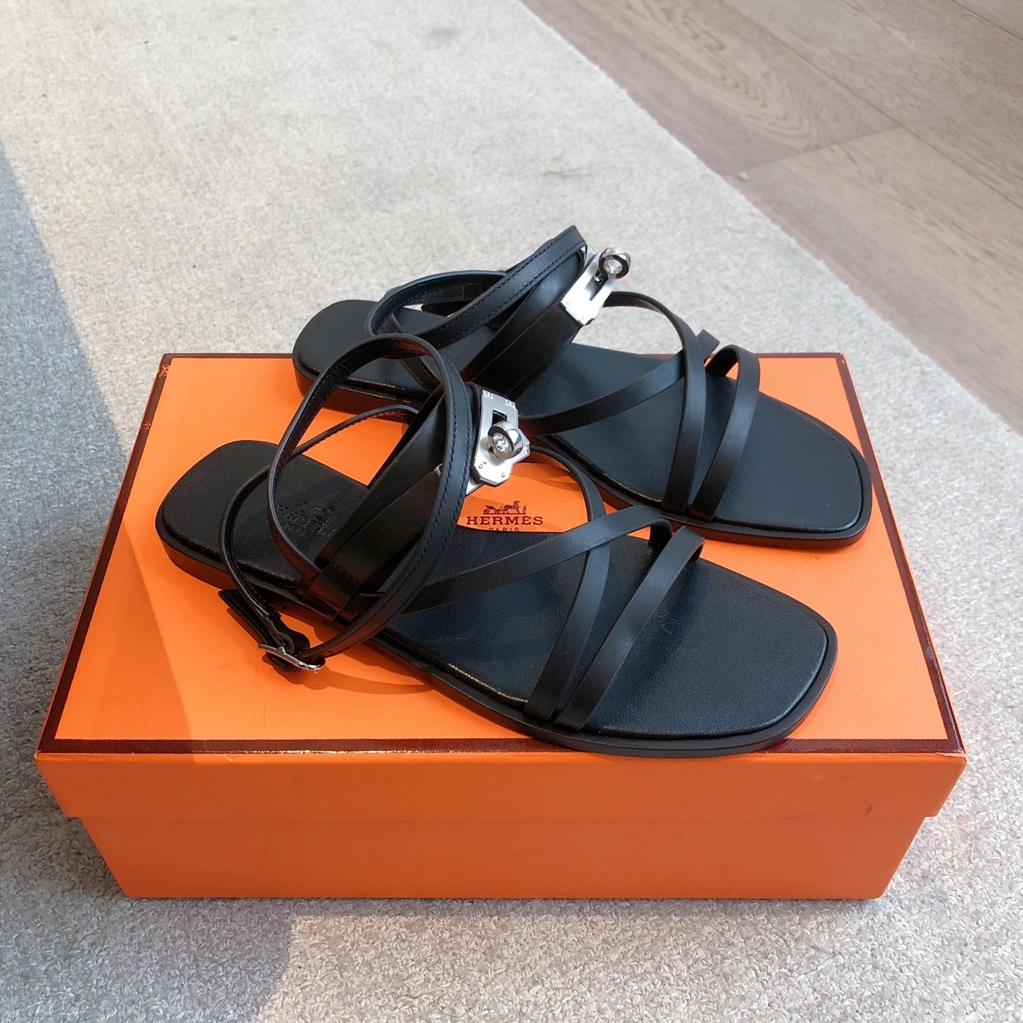 COCO-- H5r75s H242104Z 023 Eclair Calfskin item:E-X002C2330