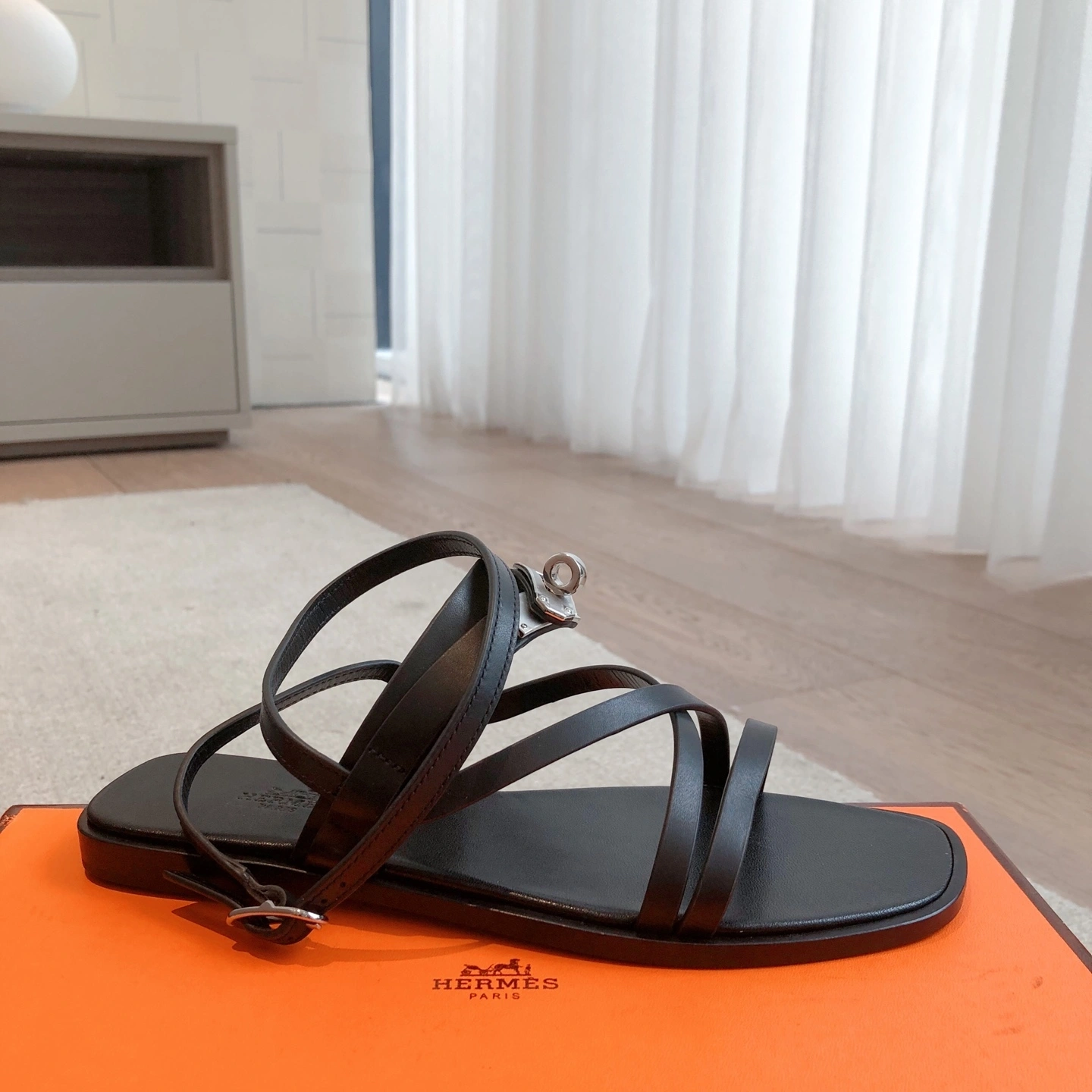 COCO-- H5r75s H242104Z 023 Eclair Calfskin item:E-X002C2330