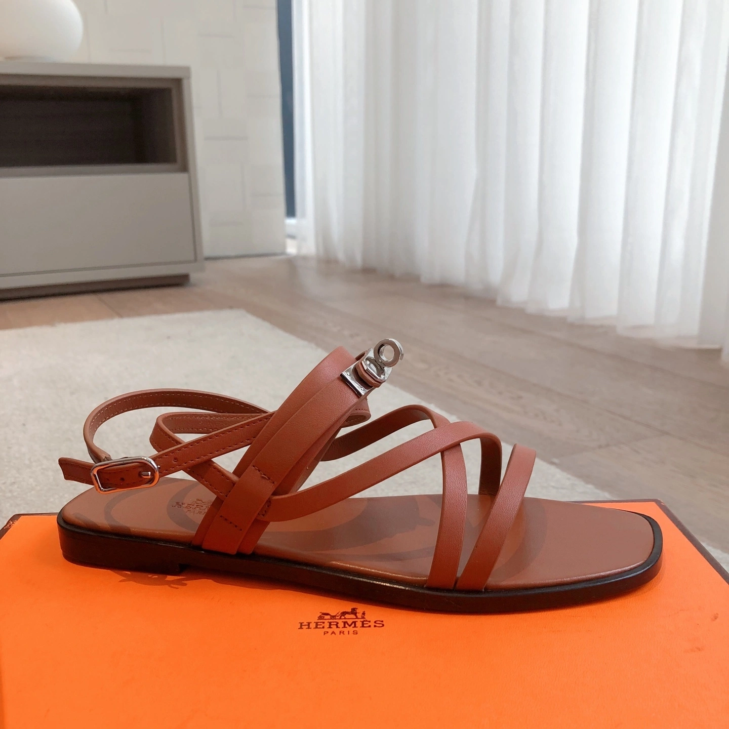 COCO-- H5r75s H242104Z 20 Eclair Calfskin item:E-X002C2329