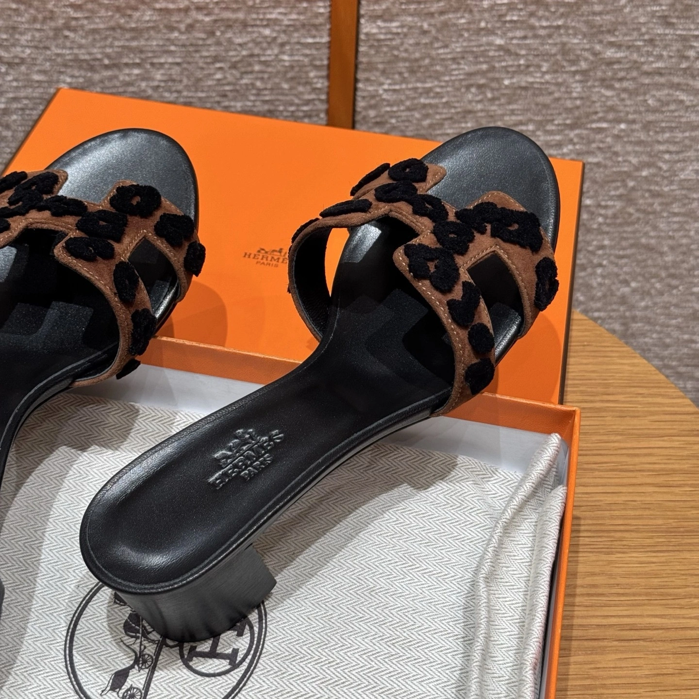COCO-- H5r75s H242164Z E5 Chamois leather Dermal outsole item:E-X230F1213