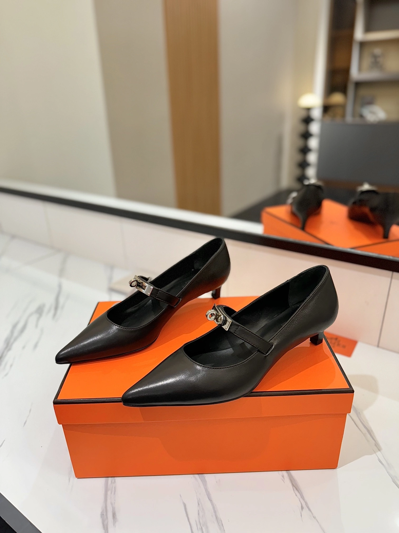 COCO-- H5r75s H251009Z 02 sheepskin Heel height：4CM item:E-X194C2149