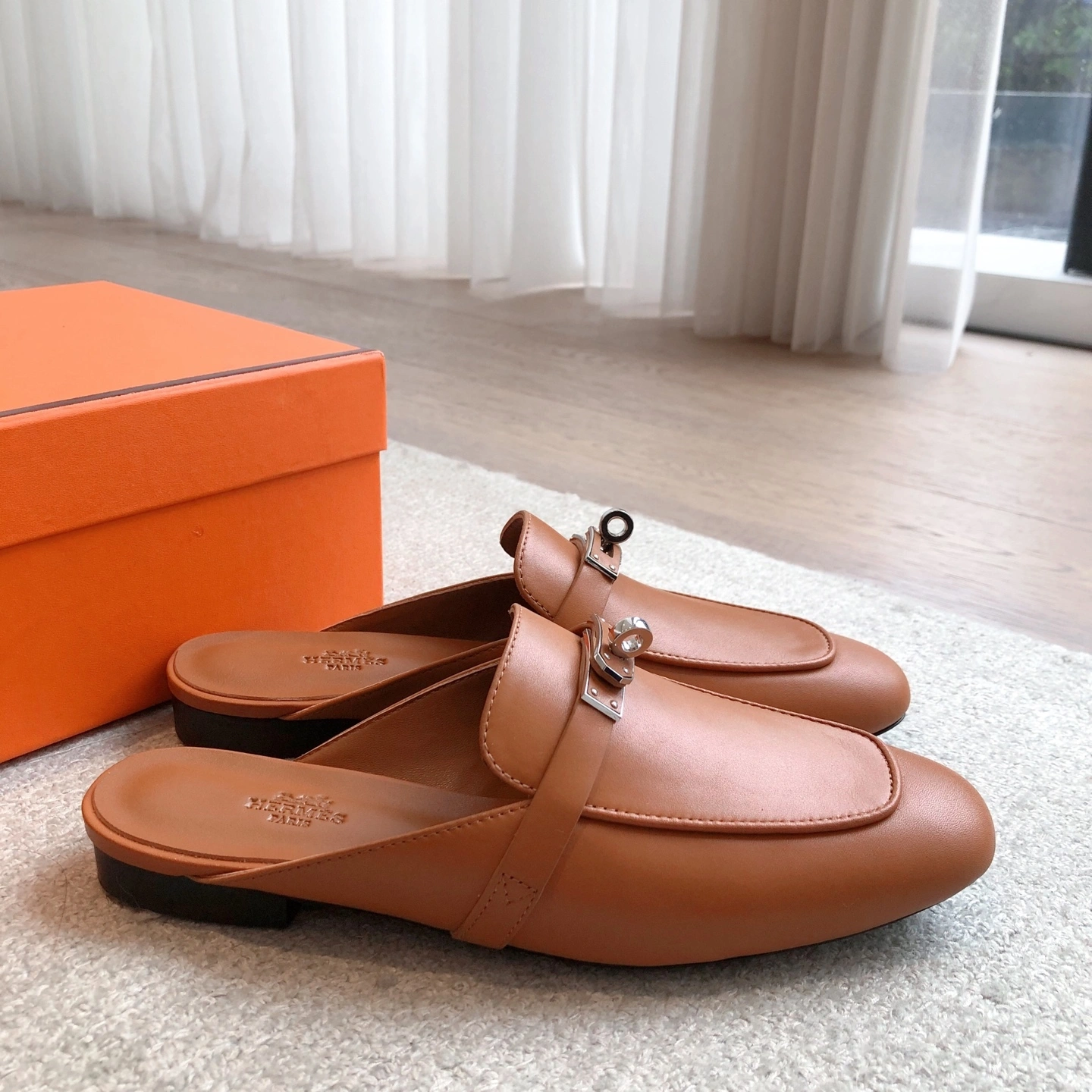 COCO-- H5r75s H251051Z VA3 Calfskin item:E-X032E1448W