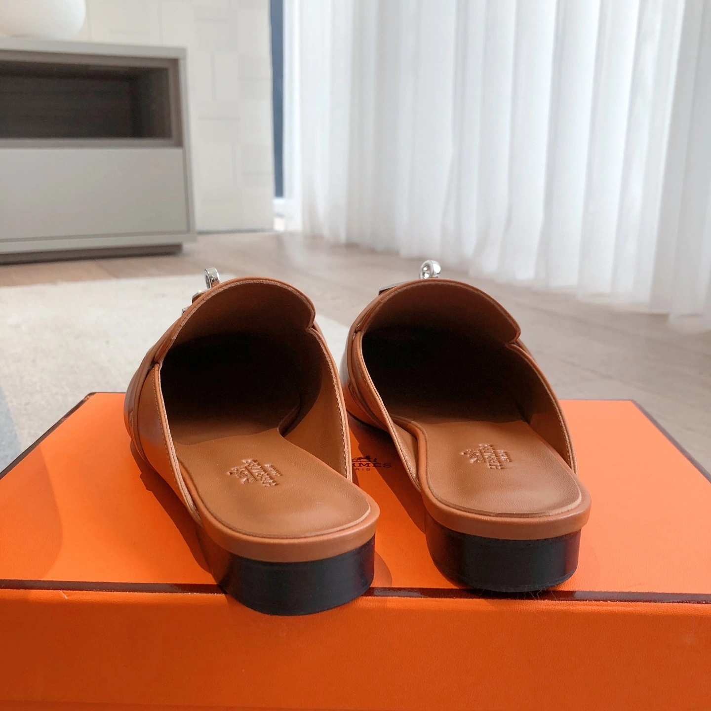 COCO-- H5r75s H251051Z VA3 Calfskin item:E-X032E1448W
