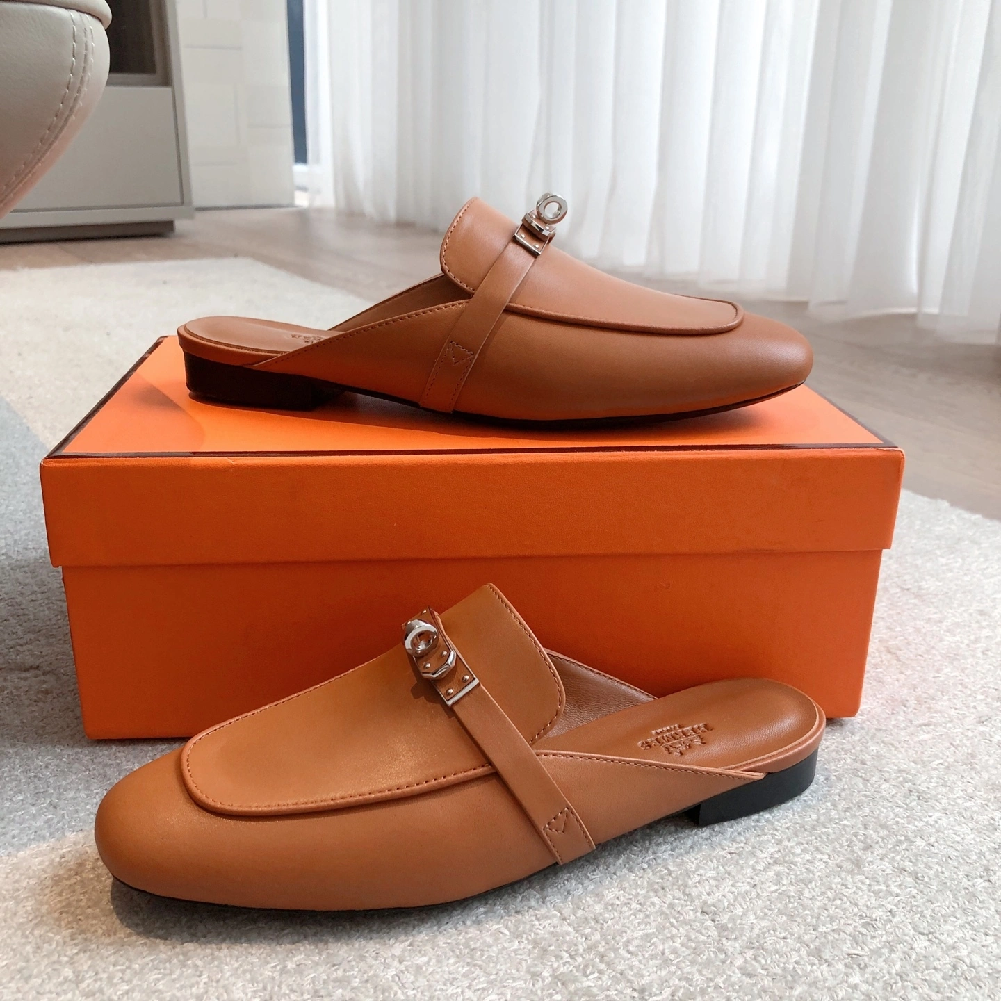 COCO-- H5r75s H251051Z VA3 Calfskin item:E-X032E1448W