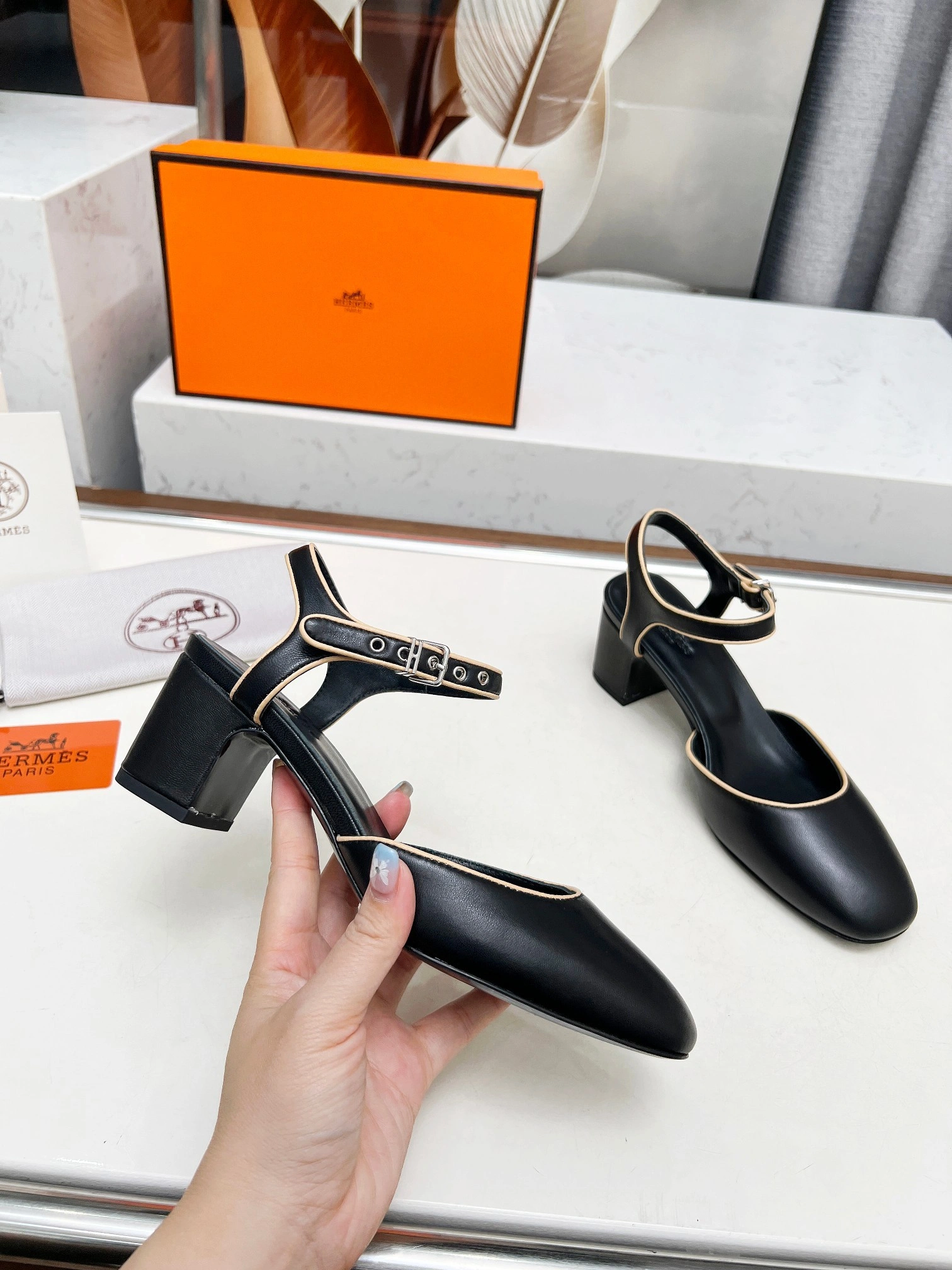 COCO-- H5r75s H251270Z 02 sheepskin Heel height：6CM item:E-X198C2144