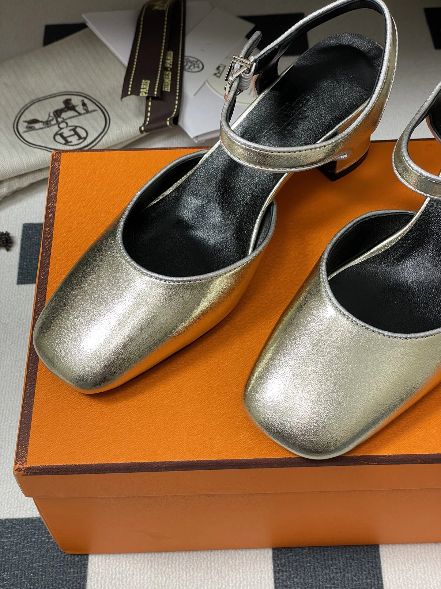 COCO-- H5r75s H251271Z PL Heel height：6CM goatskin cowhide item:E-X313D4024
