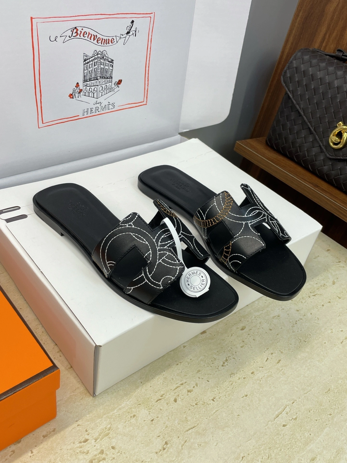COCO-- H5r75s H252176Z 023 Calfskin item:E-X362K2811