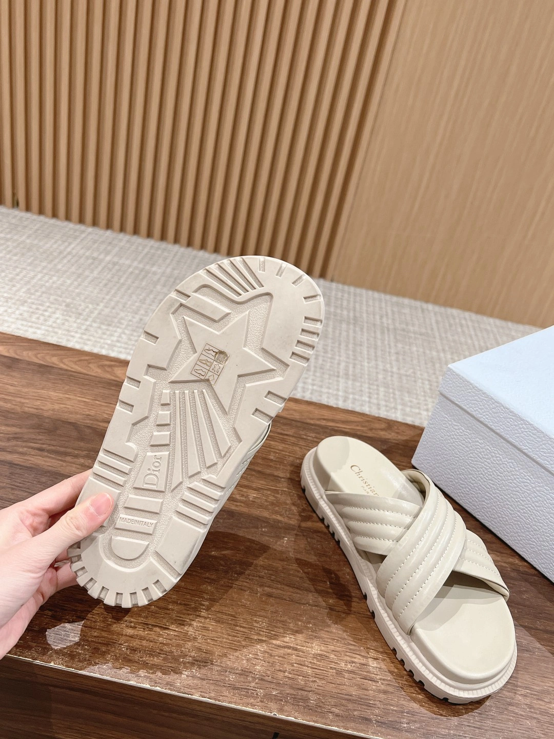 COCO-- KCQ922LAB_S51U cowhide wool item:D-X032C1423